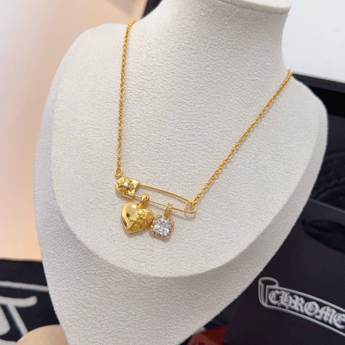LuxluxHouse Best Quality Accessories Necklace Chrome Hearts