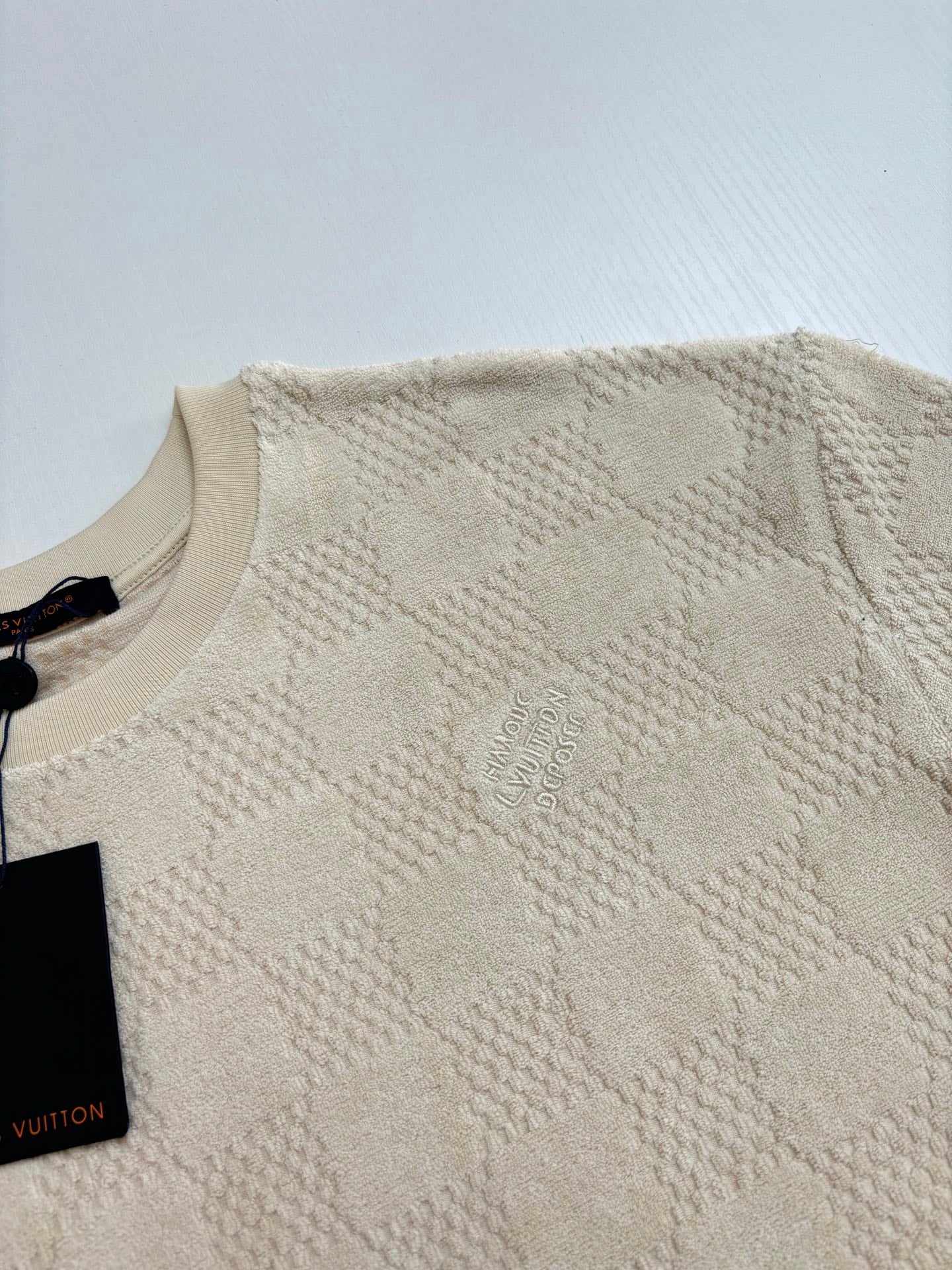 LuxluxHouse Best Quality Clothes T-shirt Louis Vuitton