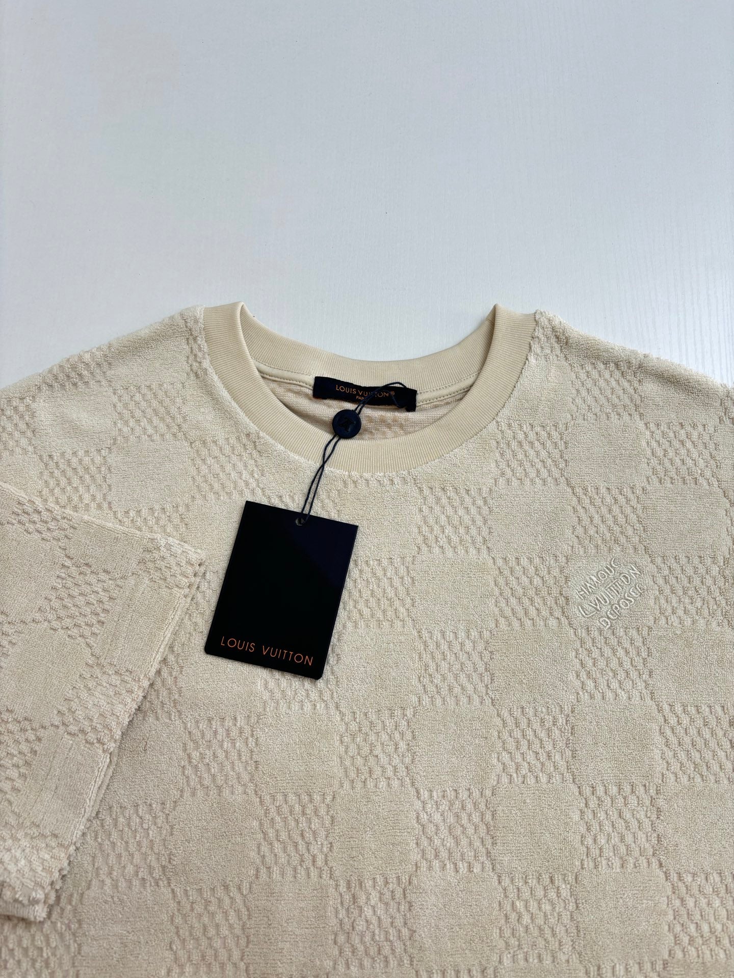 LuxluxHouse Best Quality Clothes T-shirt Louis Vuitton