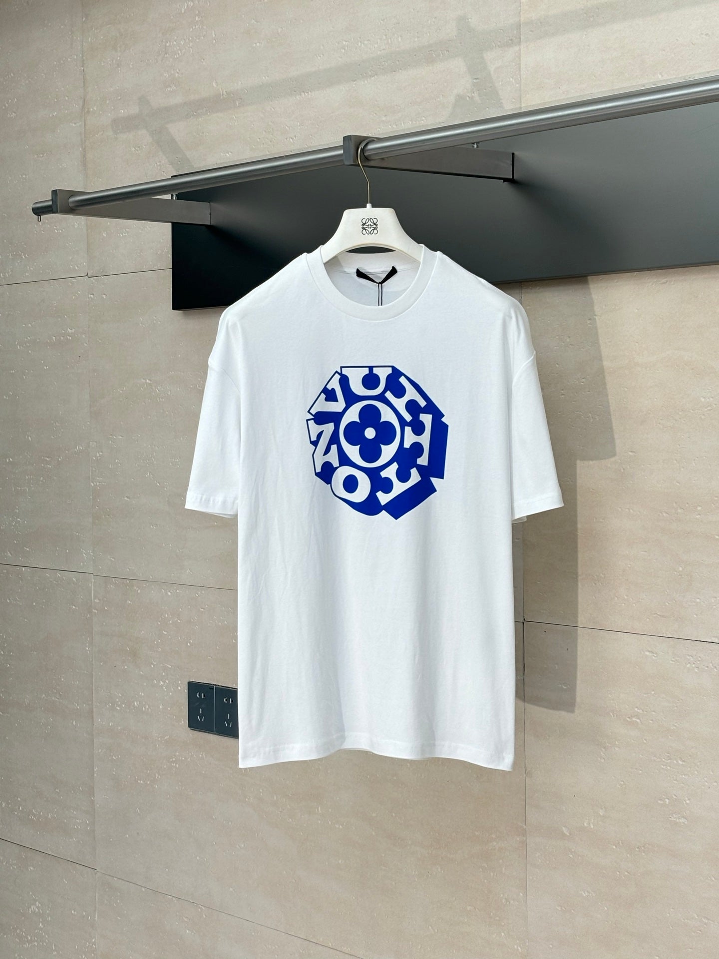 LuxluxHouse Best Quality Clothes T-shirt Louis Vuitton