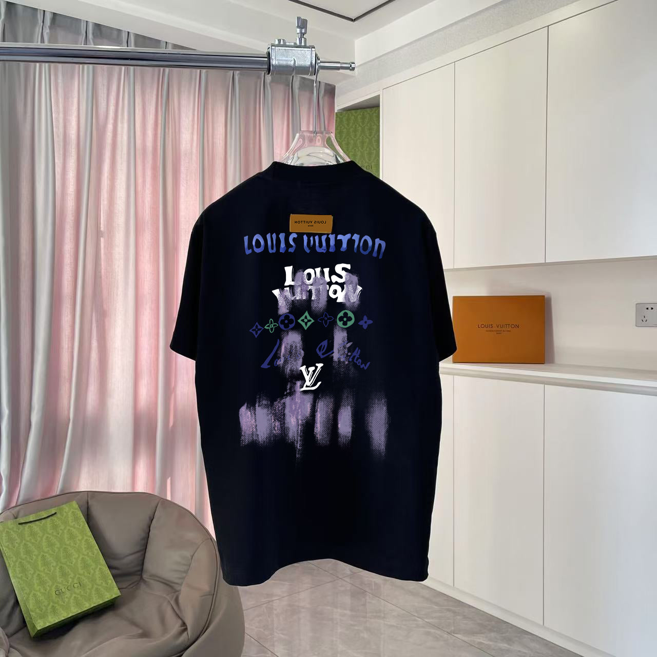 LuxluxHouse Best Quality Clothes T-shirt Louis Vuitton