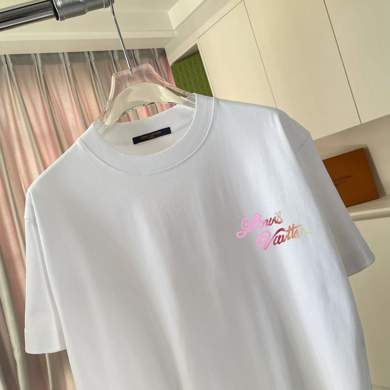 LuxluxHouse Best Quality Clothes T-shirt Louis Vuitton