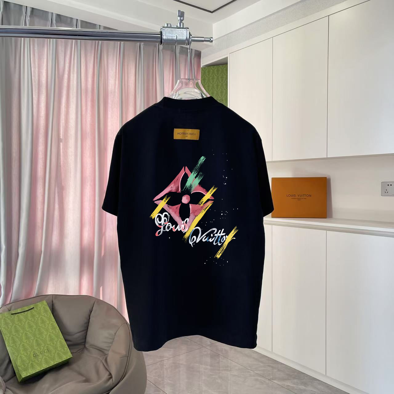 LuxluxHouse Best Quality Clothes T-shirt Louis Vuitton