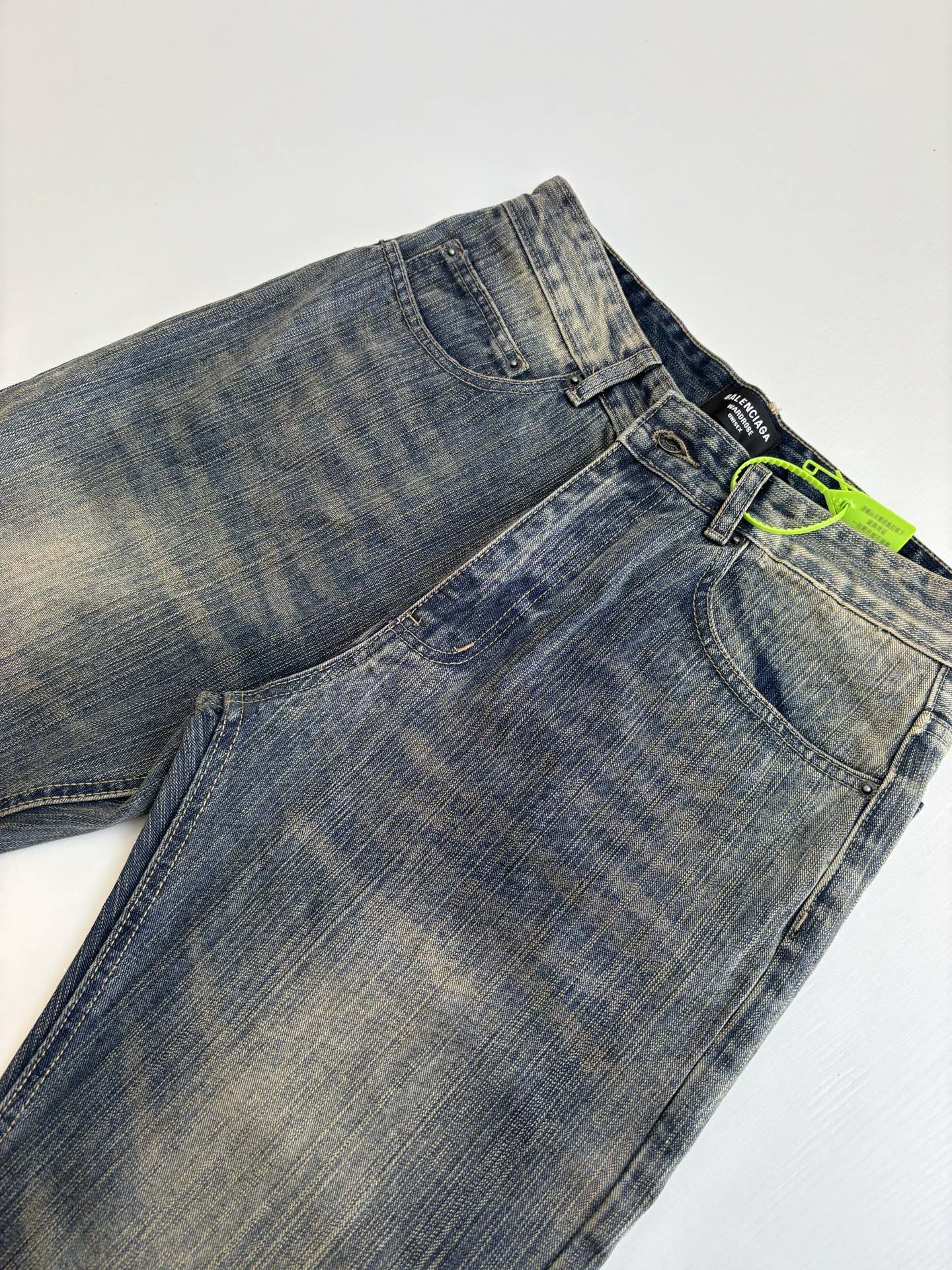 LuxluxHouse Best Quality Clothes Balenciaga Pants