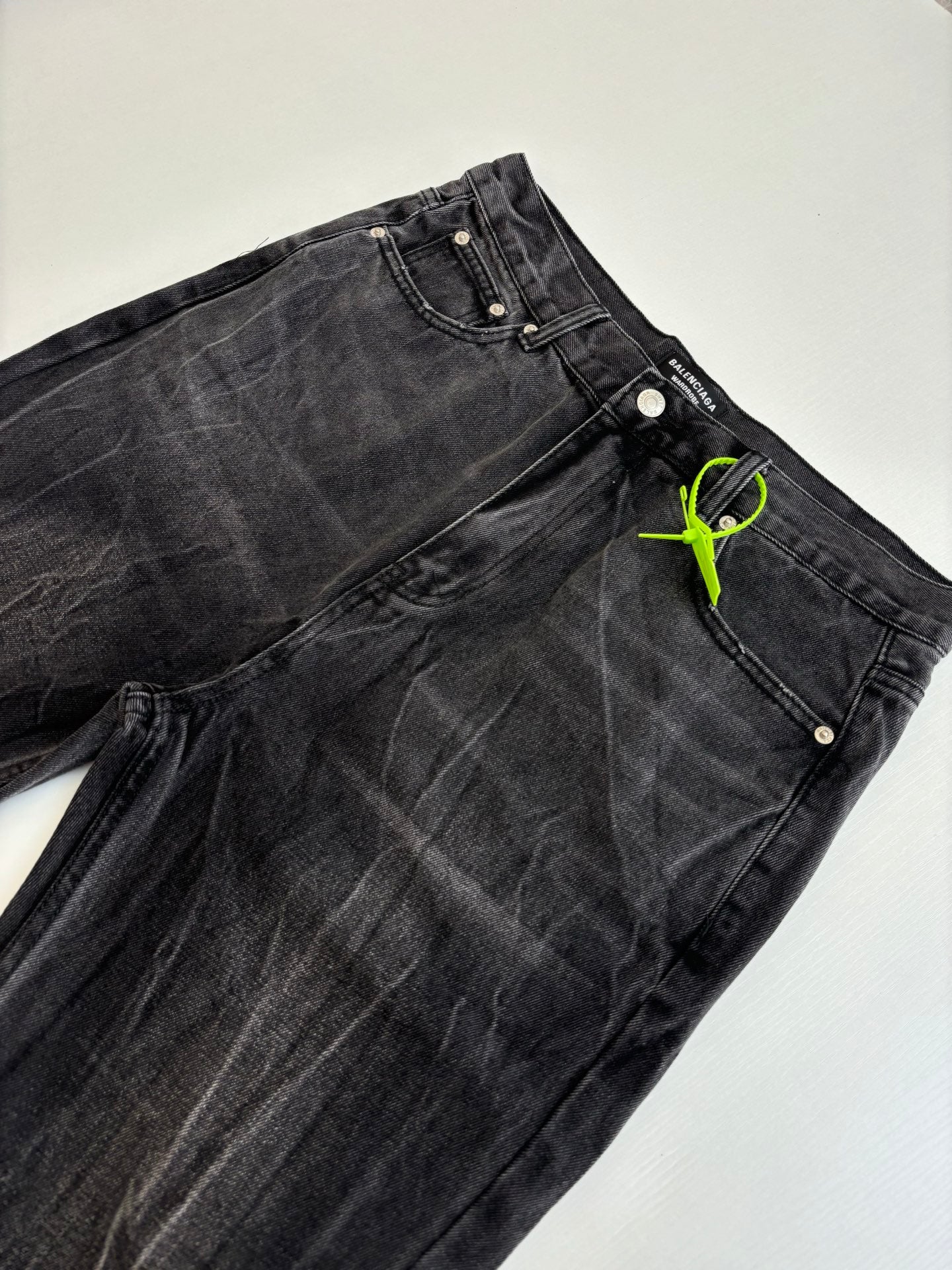 LuxluxHouse Best Quality Clothes Balenciaga Pants
