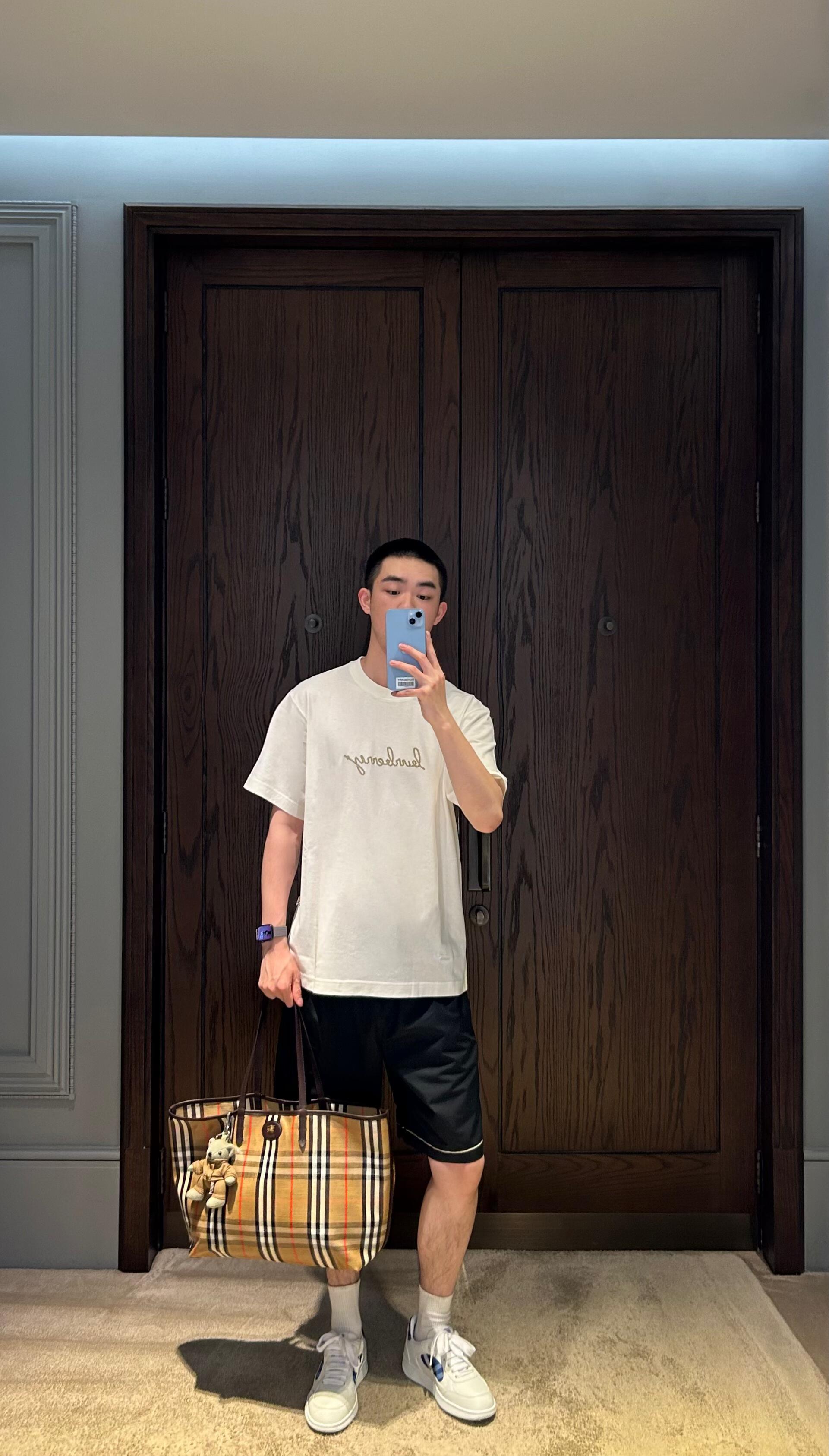 LuxluxHouse Best Quality Clothes Burberry T-shirt