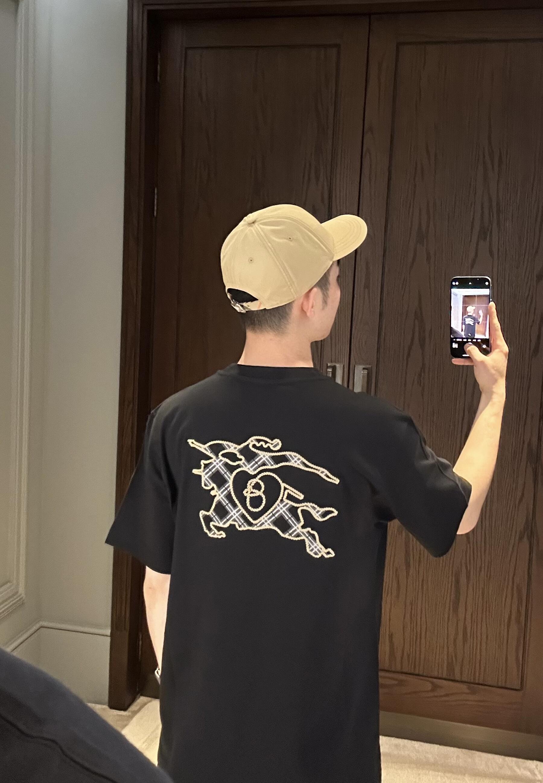 LuxluxHouse Best Quality Clothes Burberry T-shirt