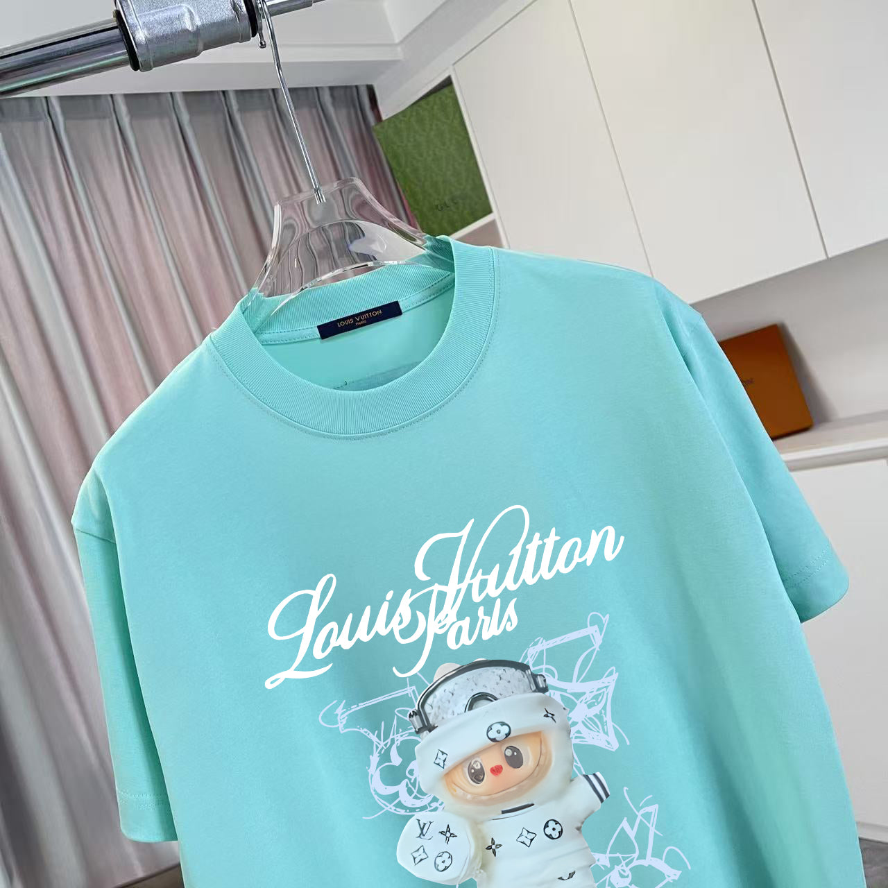 LuxluxHouse Best Quality Clothes T-shirt Louis Vuitton