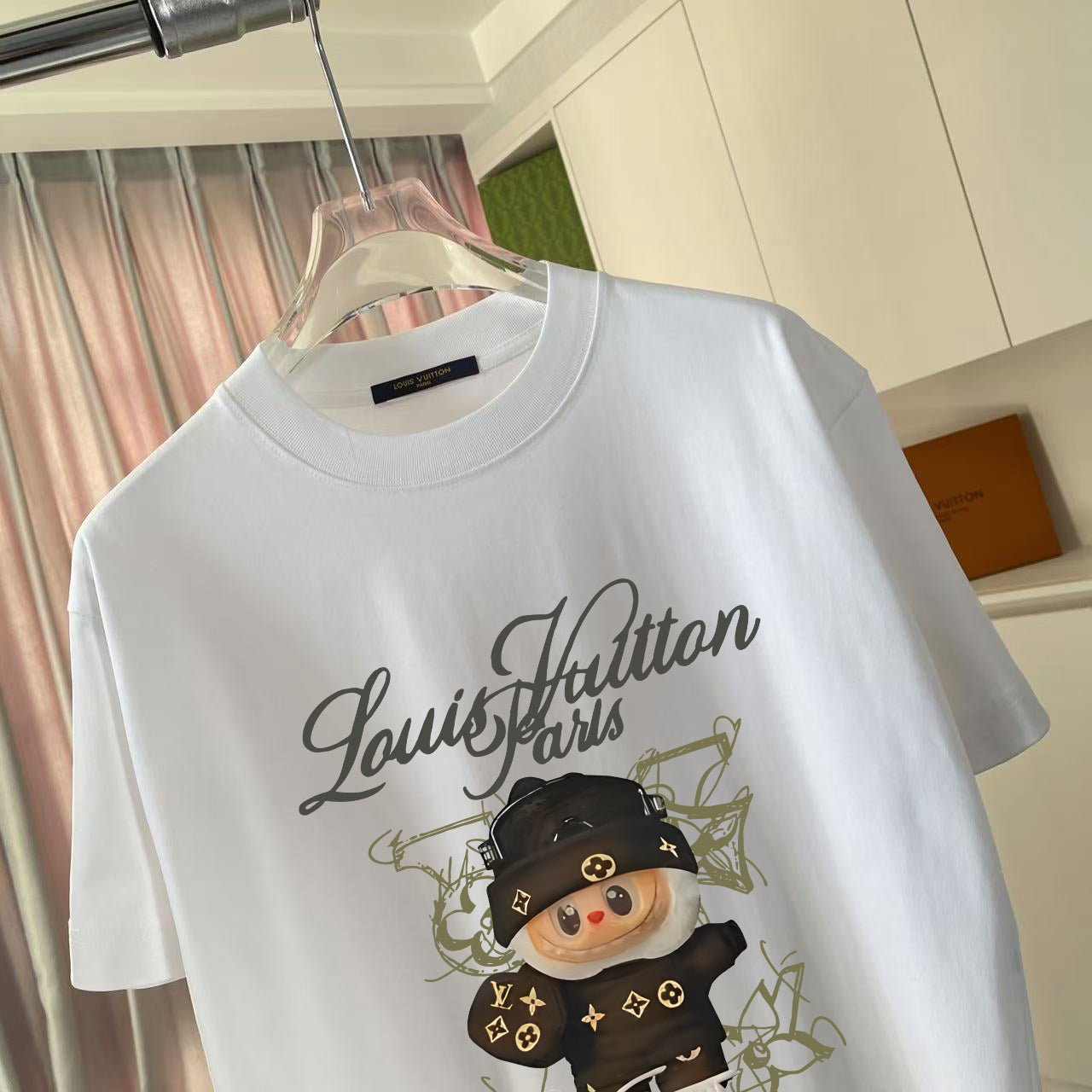 LuxluxHouse Best Quality Clothes T-shirt Louis Vuitton