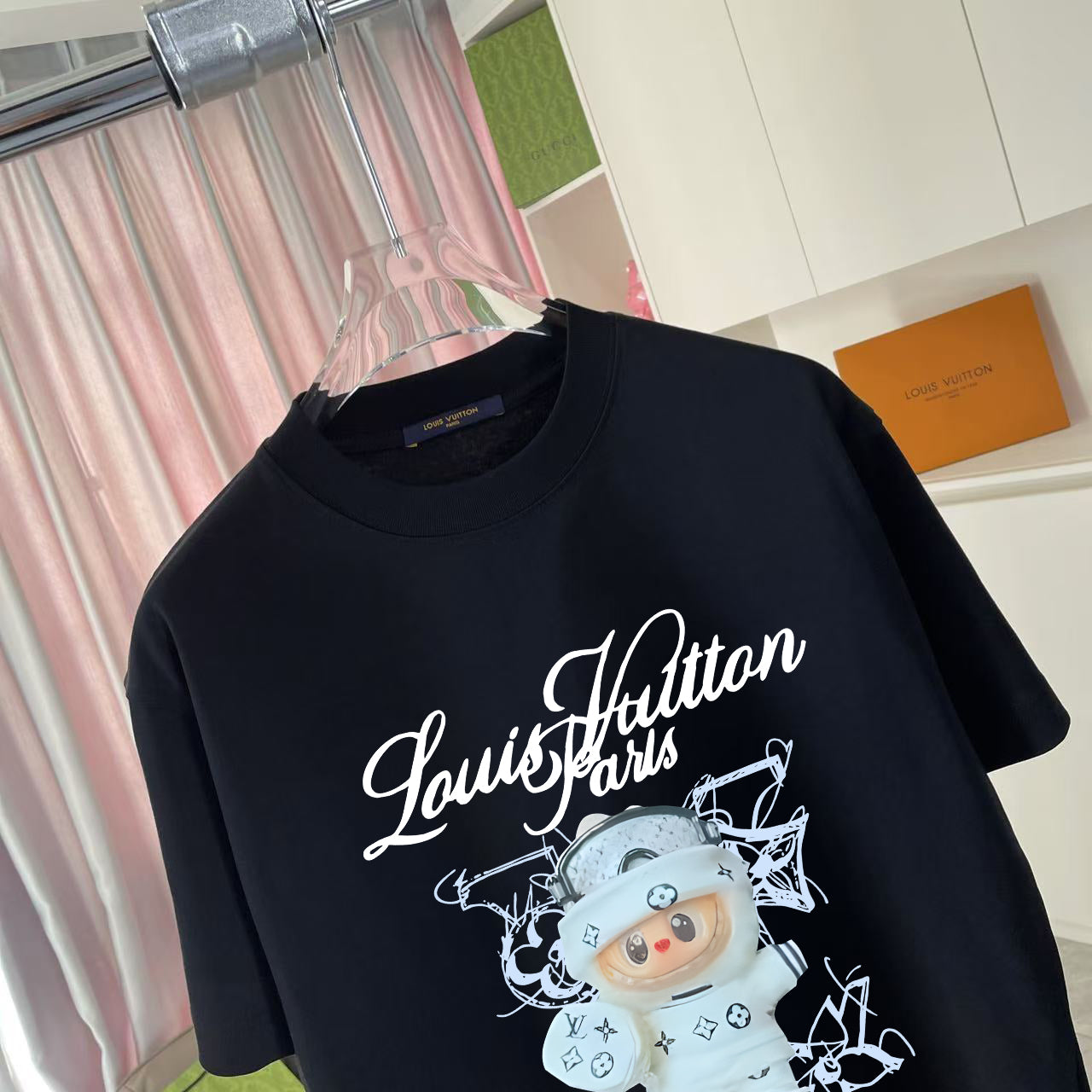 LuxluxHouse Best Quality Clothes T-shirt Louis Vuitton