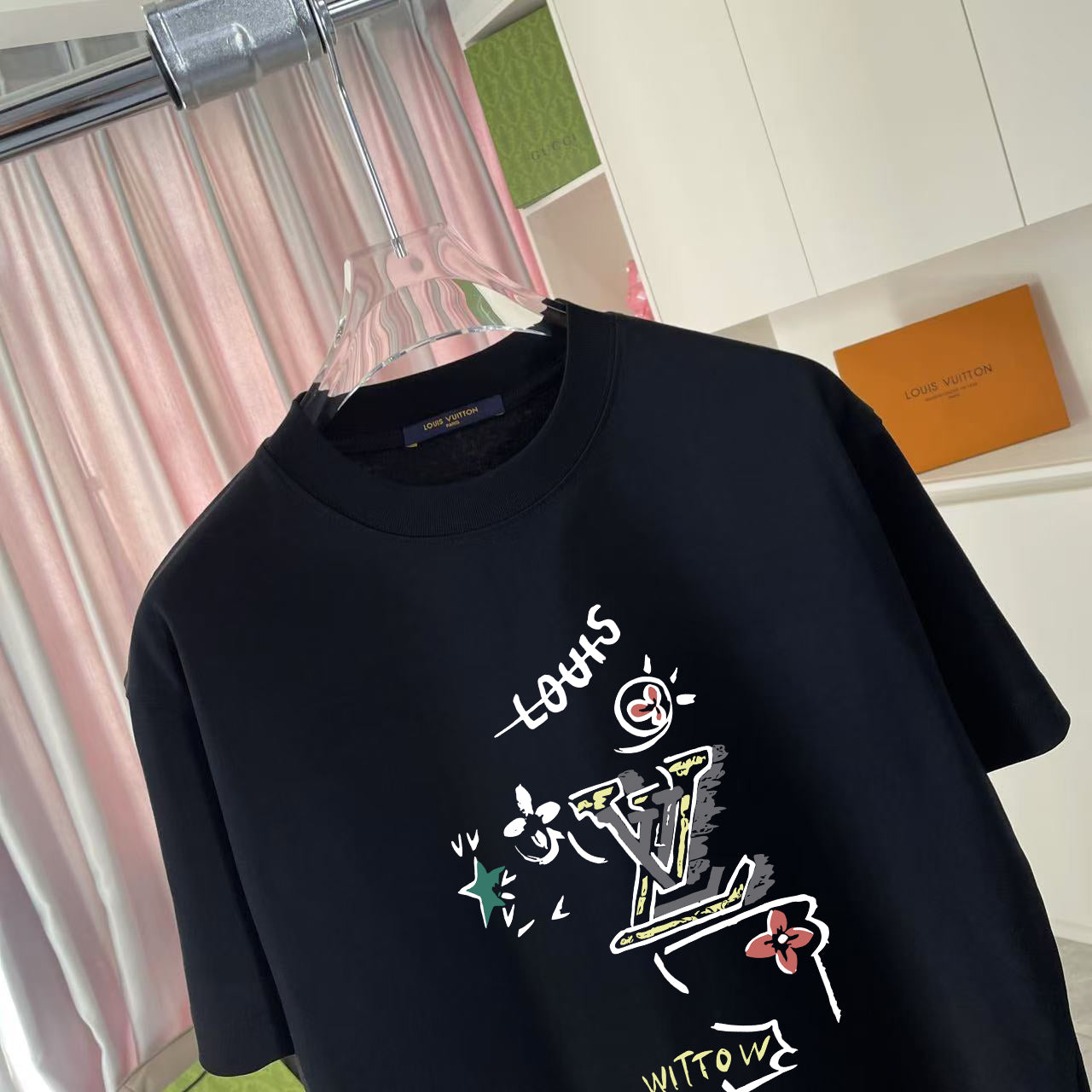 LuxluxHouse Best Quality Clothes T-shirt Louis Vuitton