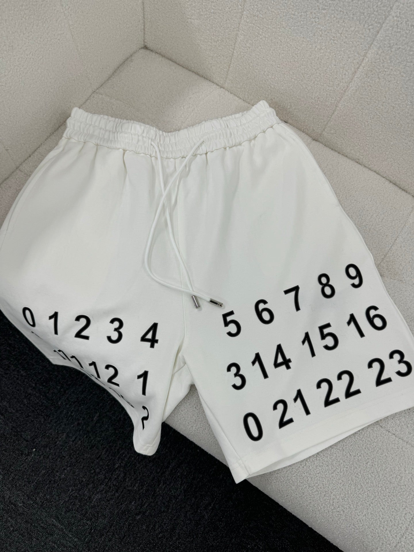 LuxluxHouse Best Quality Clothes Pants Chanel & Maison Margiela