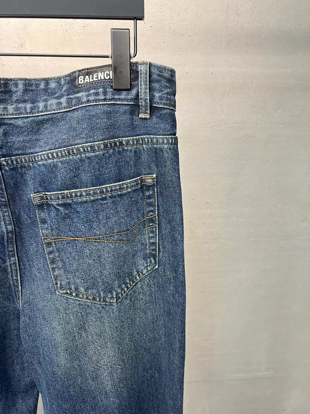 LuxluxHouse Best Quality Clothes Balenciaga Pants