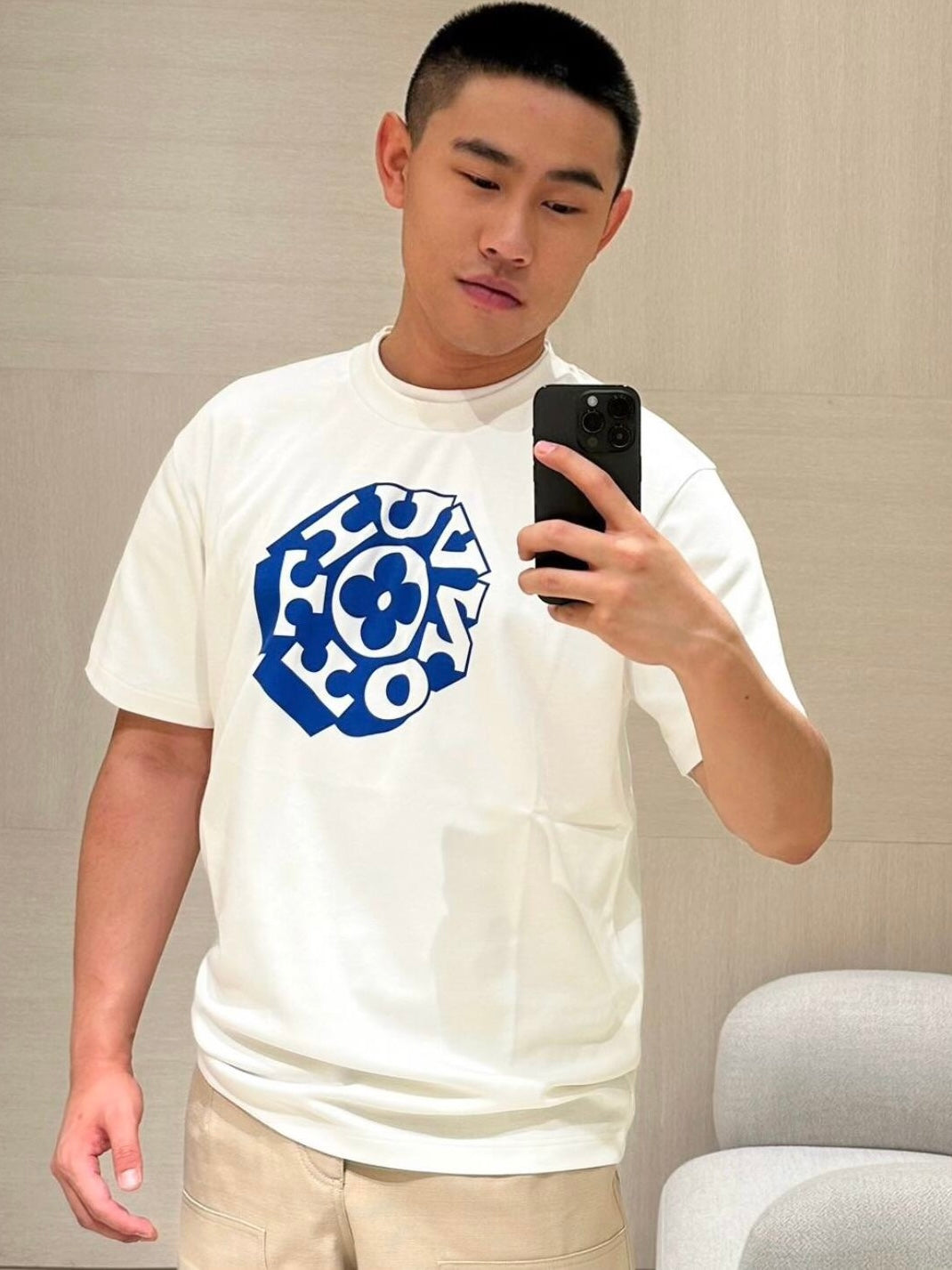 LuxluxHouse Best Quality Clothes T-shirt Louis Vuitton