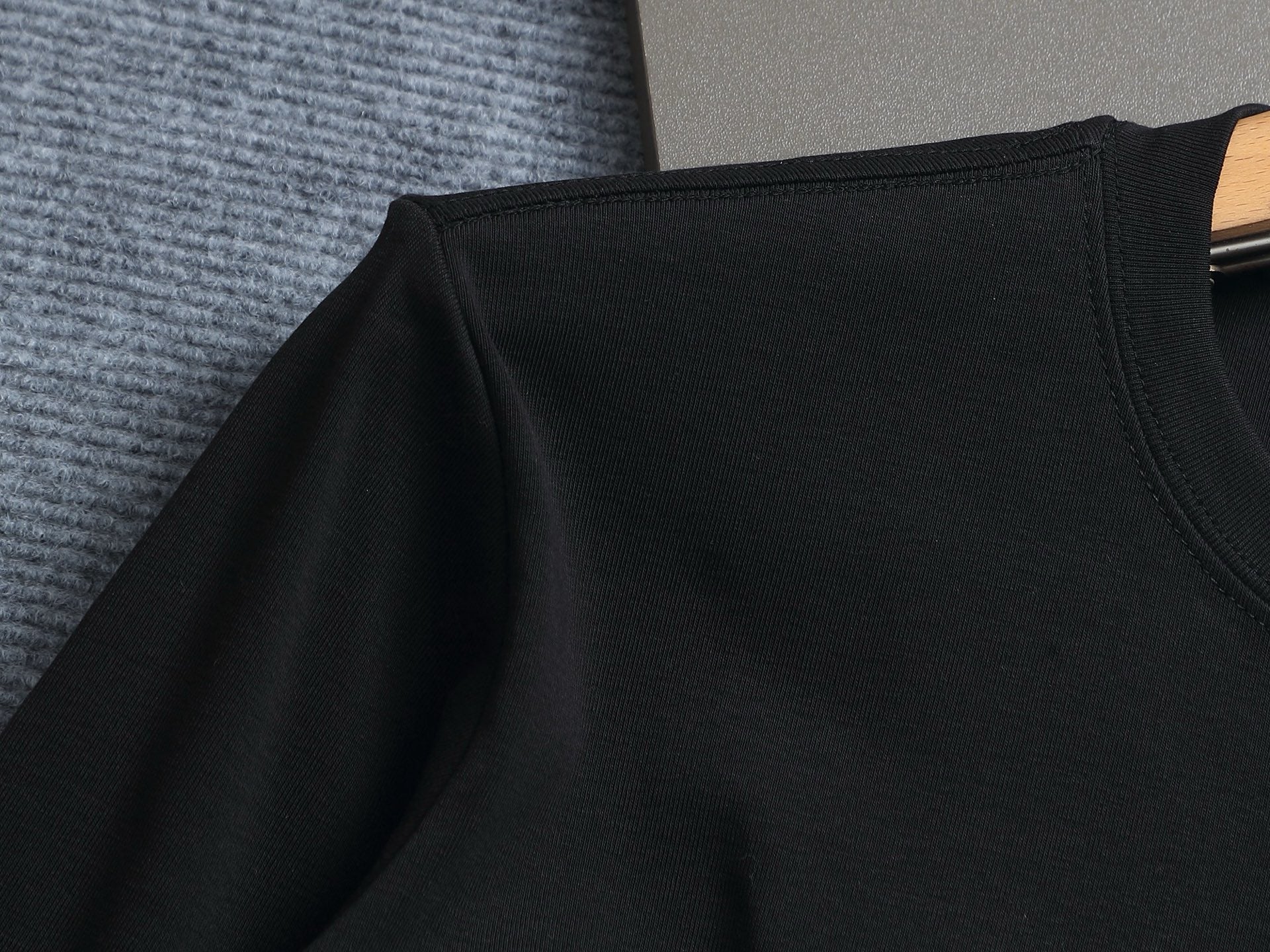 LuxluxHouse Best Quality Clothes Hoodie & Sweater Moncler
