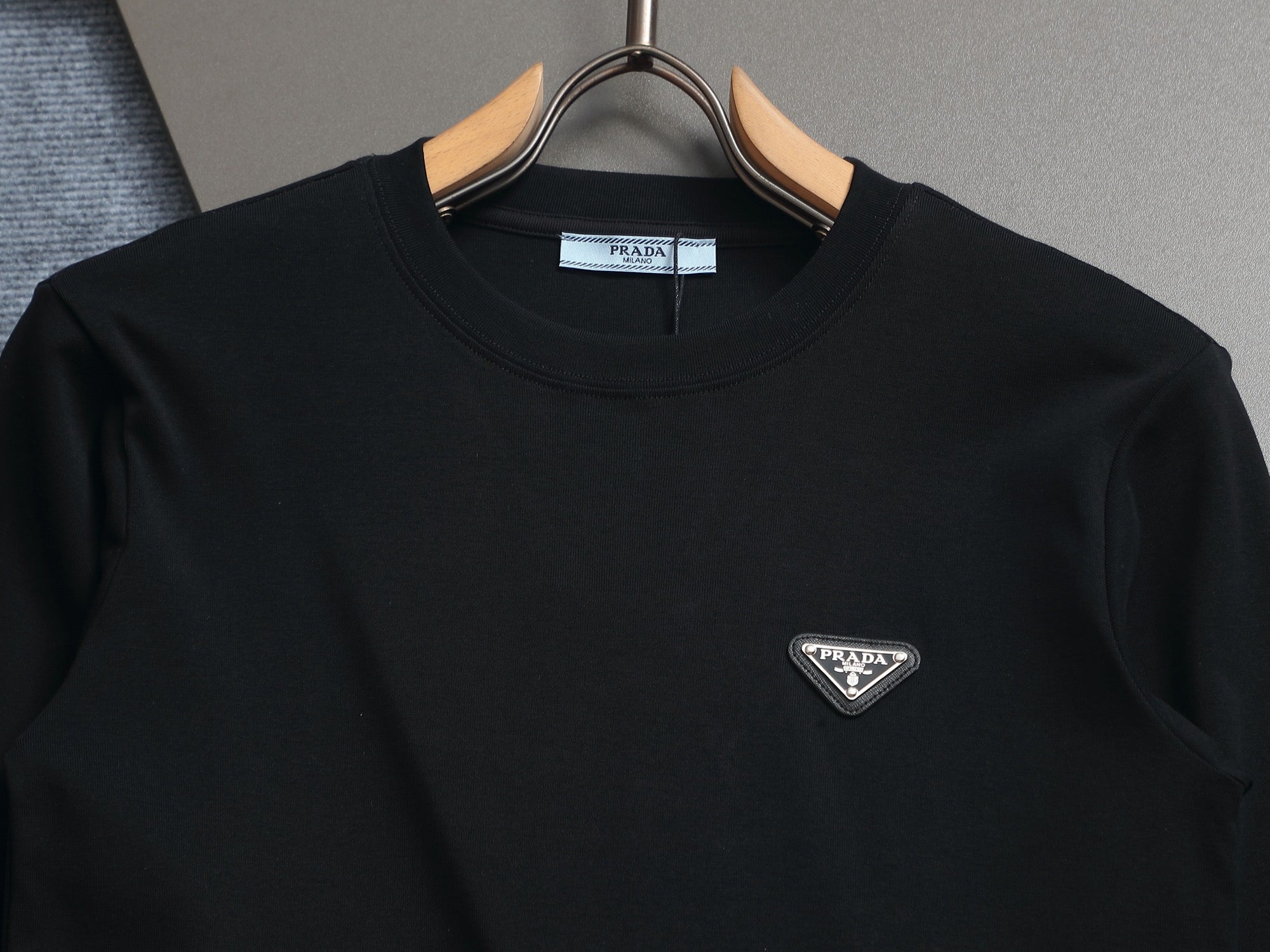 LuxluxHouse Best Quality Clothes Hoodie & Sweater Prada