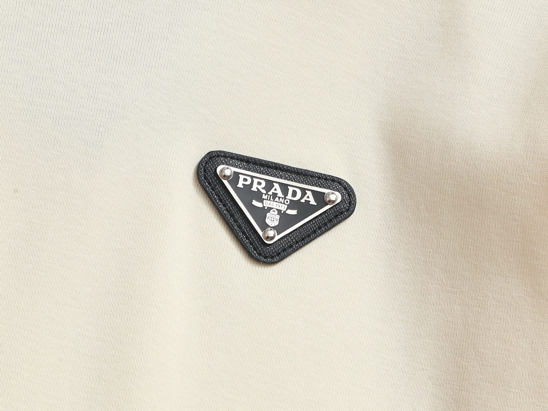 LuxluxHouse Best Quality Clothes Hoodie & Sweater Prada