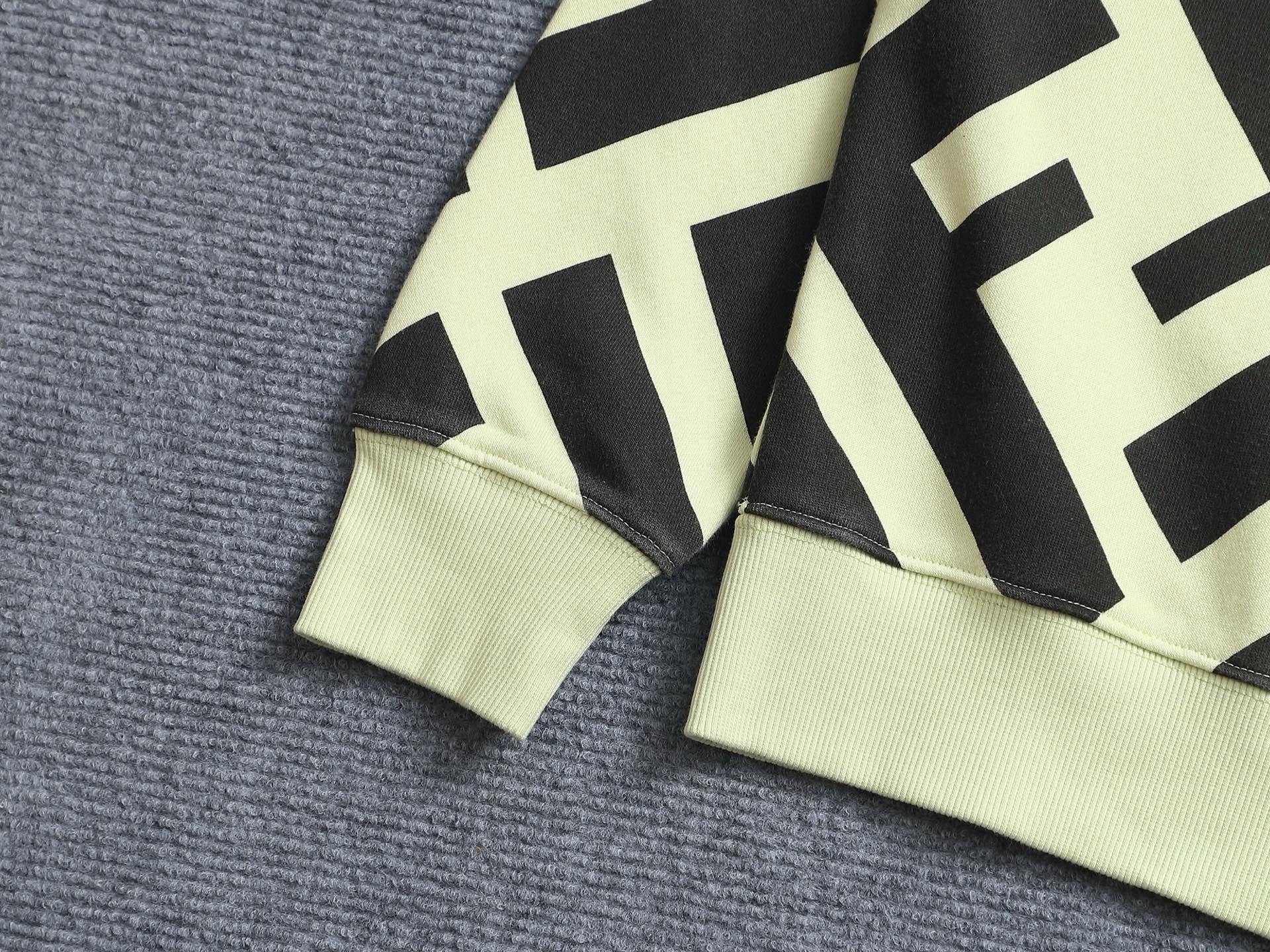 LuxluxHouse Best Quality Clothes Fendi Hoodie & Sweater