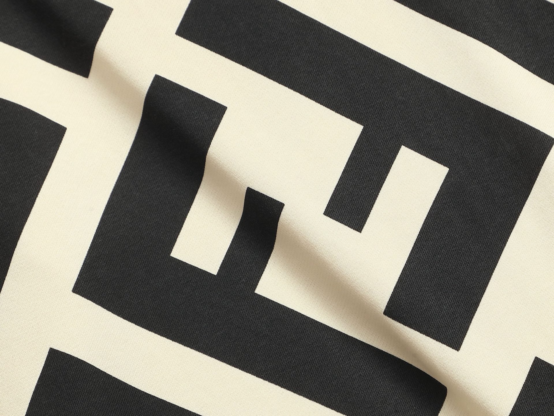 LuxluxHouse Best Quality Clothes Fendi T-shirt