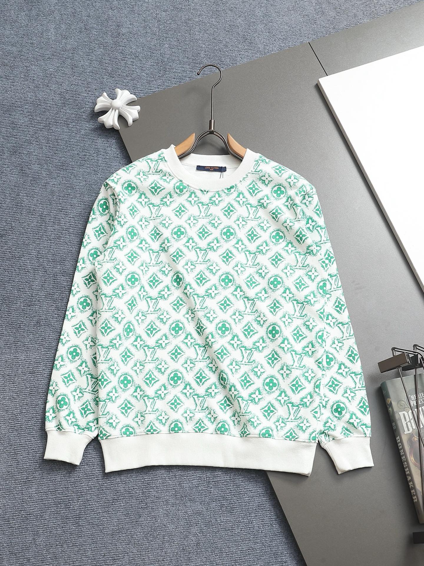 LuxluxHouse Best Quality Clothes Hoodie & Sweater Louis Vuitton