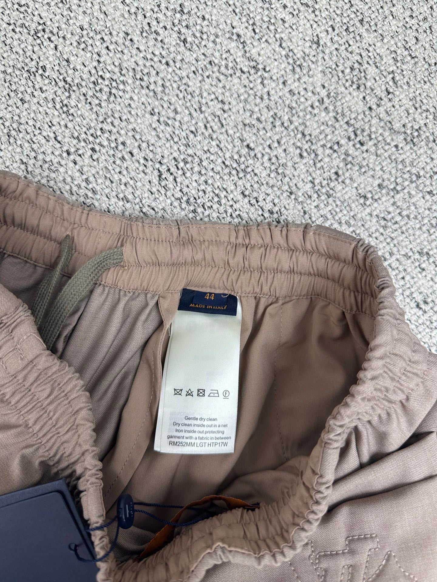 LuxluxHouse Best Quality Clothes Pants Louis Vuitton