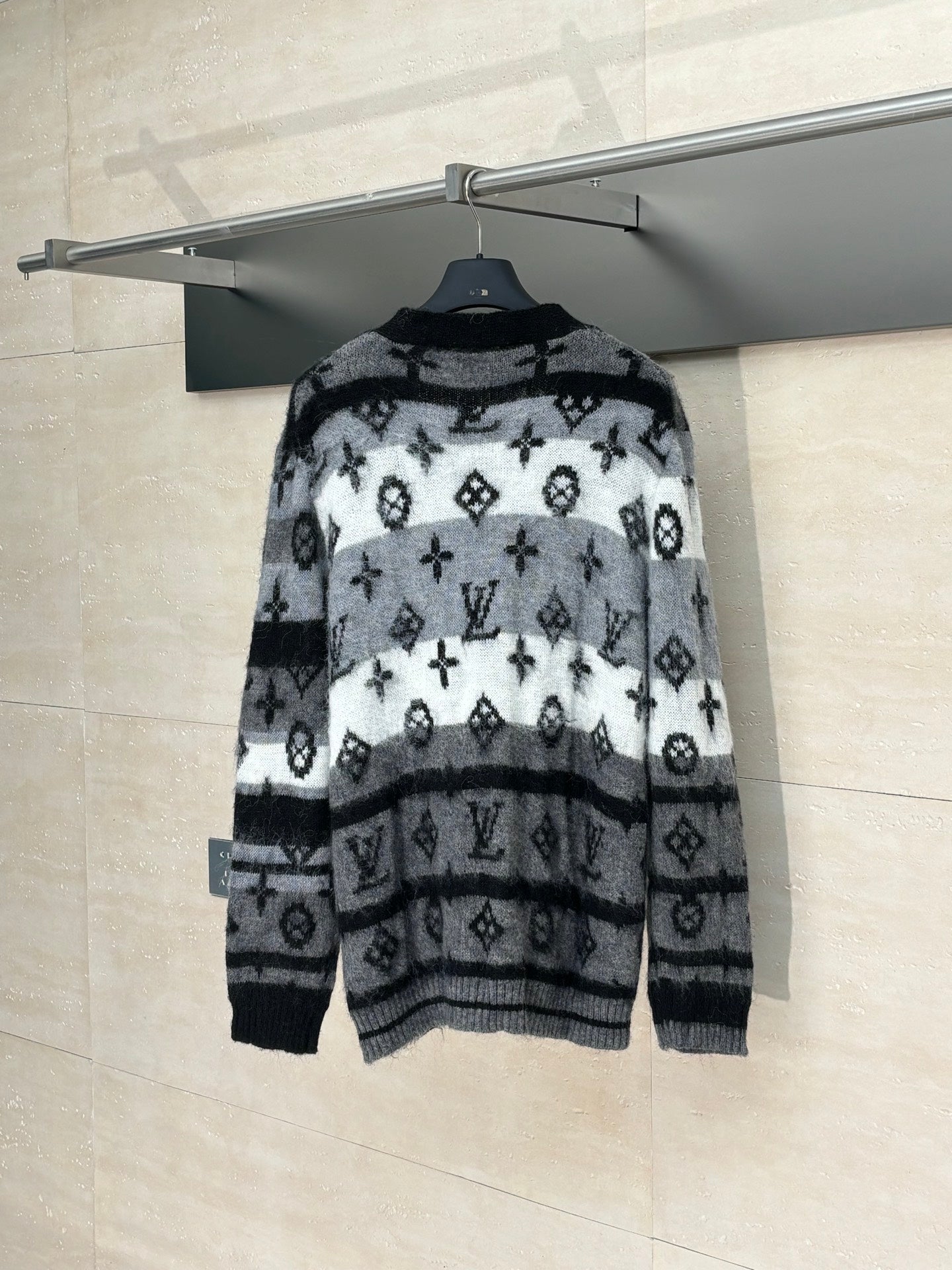 LuxluxHouse Best Quality Clothes Hoodie & Sweater Louis Vuitton