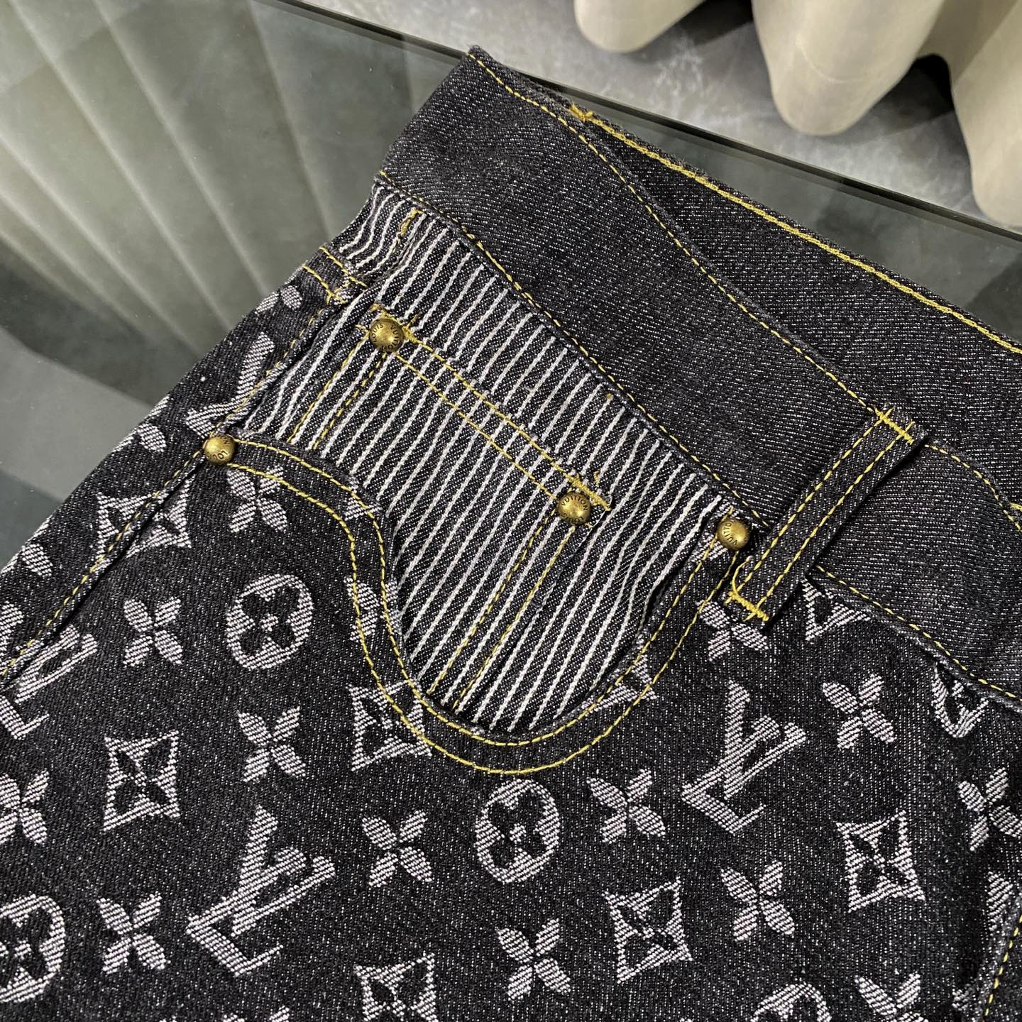 LuxluxHouse Best Quality Clothes Pants Louis Vuitton