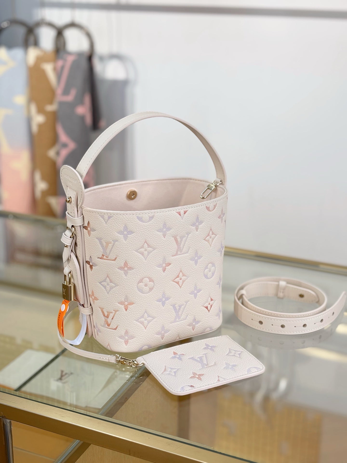 LuxluxHouse Best Quality Bags Best Louis Vuitton Women