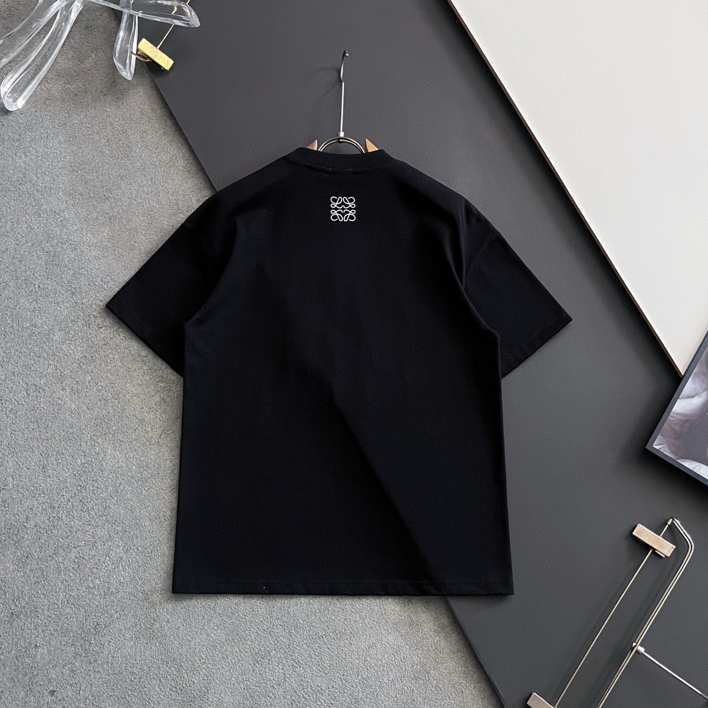 LuxluxHouse Best Quality Clothes T-shirt Loewe
