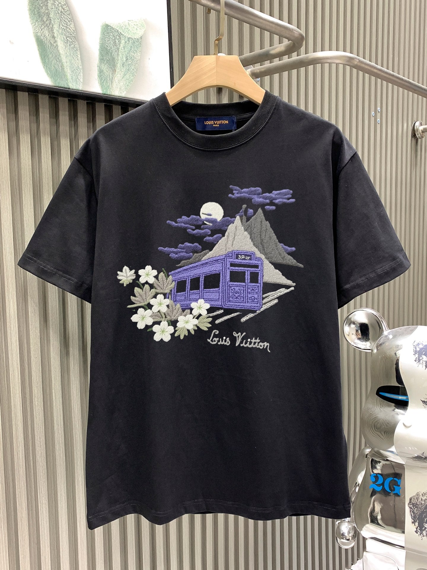 LuxluxHouse Best Quality Clothes T-shirt Louis Vuitton