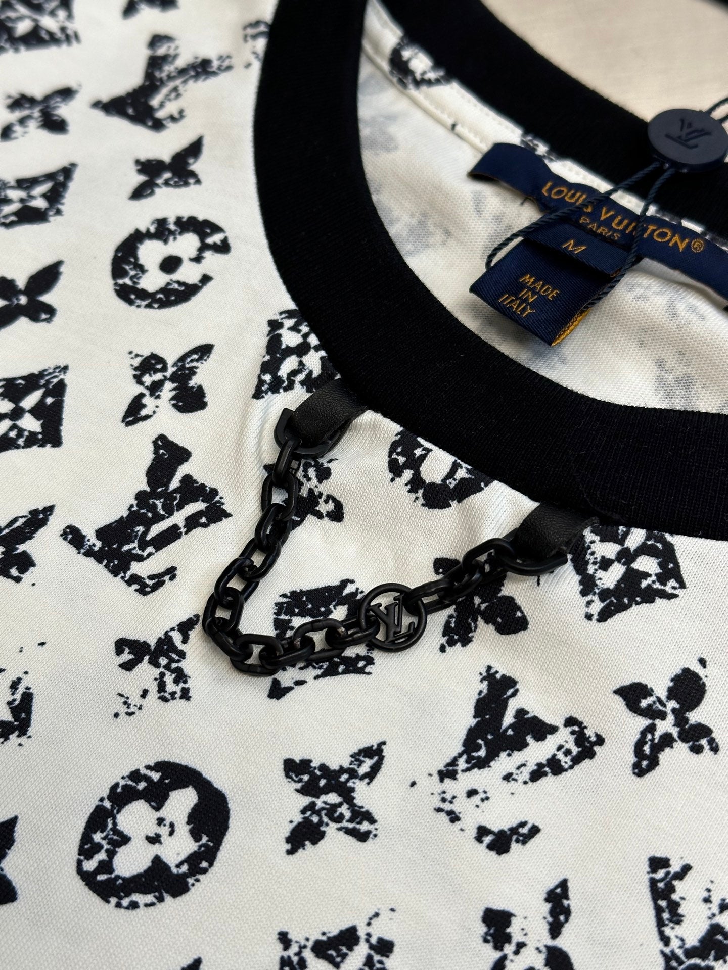 LuxluxHouse Best Quality Clothes T-shirt Louis Vuitton
