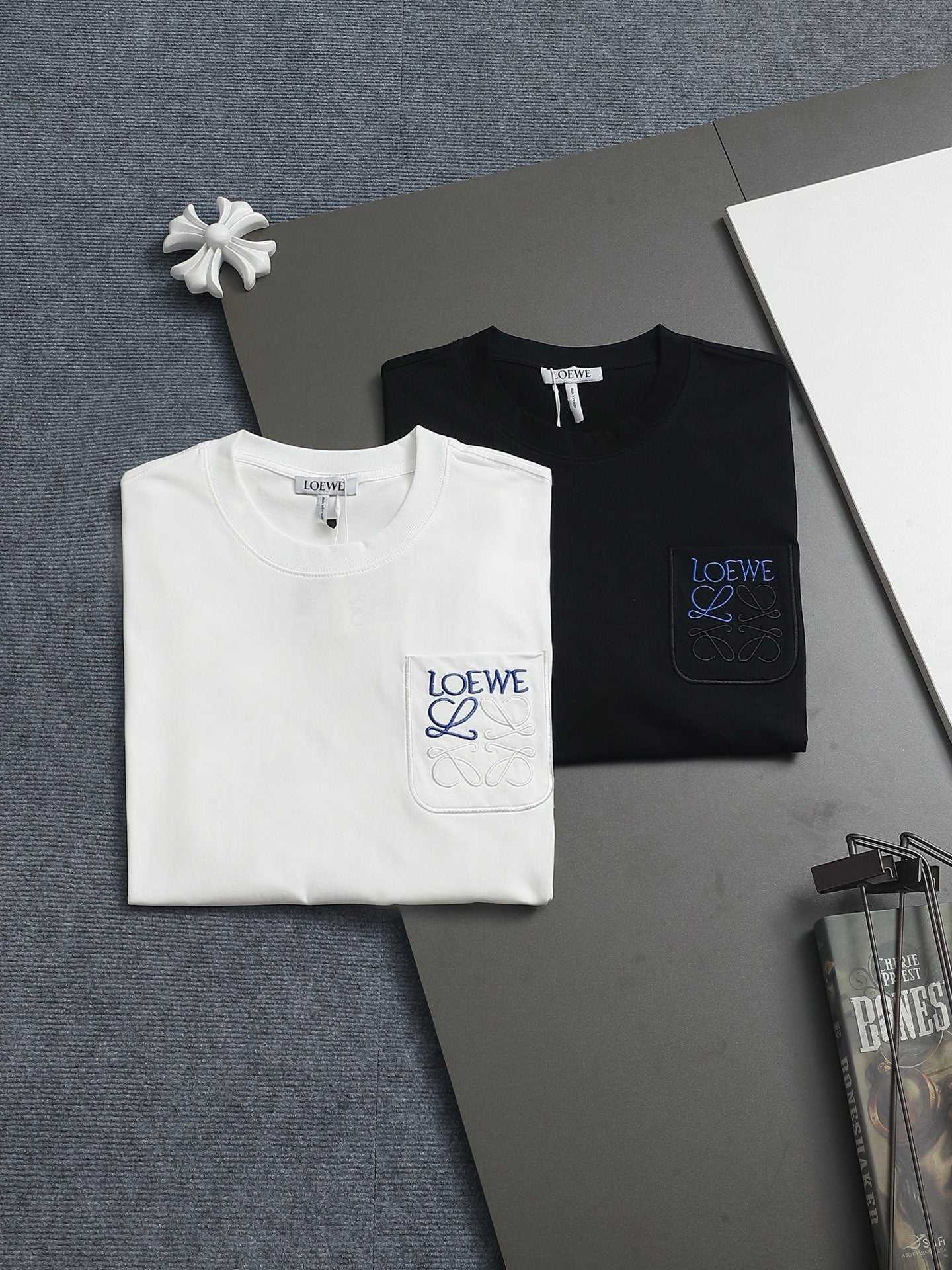 LuxluxHouse Best Quality Clothes T-shirt Loewe