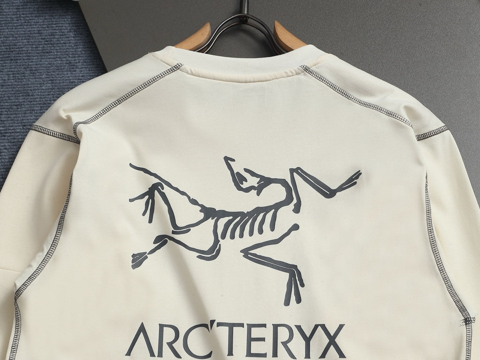 LuxluxHouse Best Quality Clothes T-shirt Arcteryx