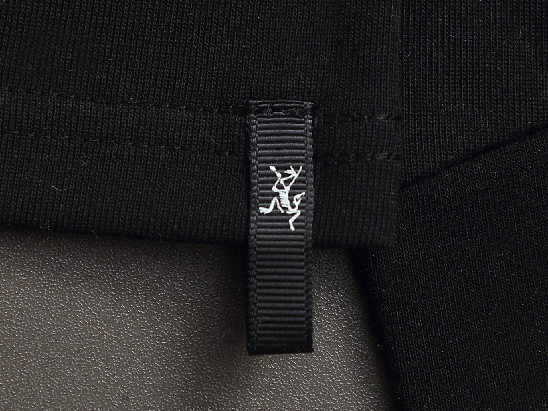 LuxluxHouse Best Quality Clothes T-shirt Arcteryx