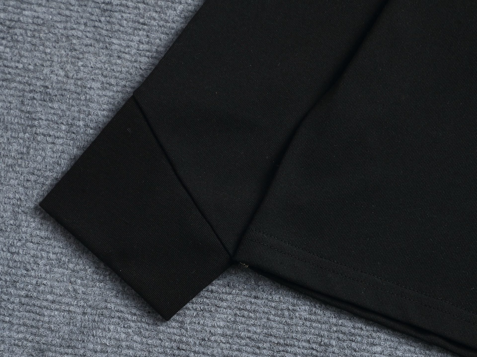 LuxluxHouse Best Quality Clothes T-shirt Arcteryx
