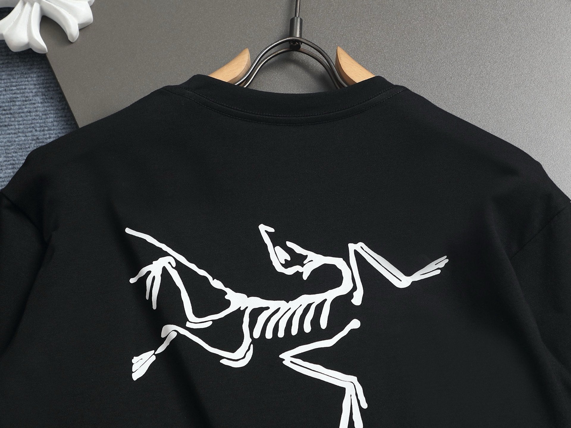 LuxluxHouse Best Quality Clothes T-shirt Arcteryx