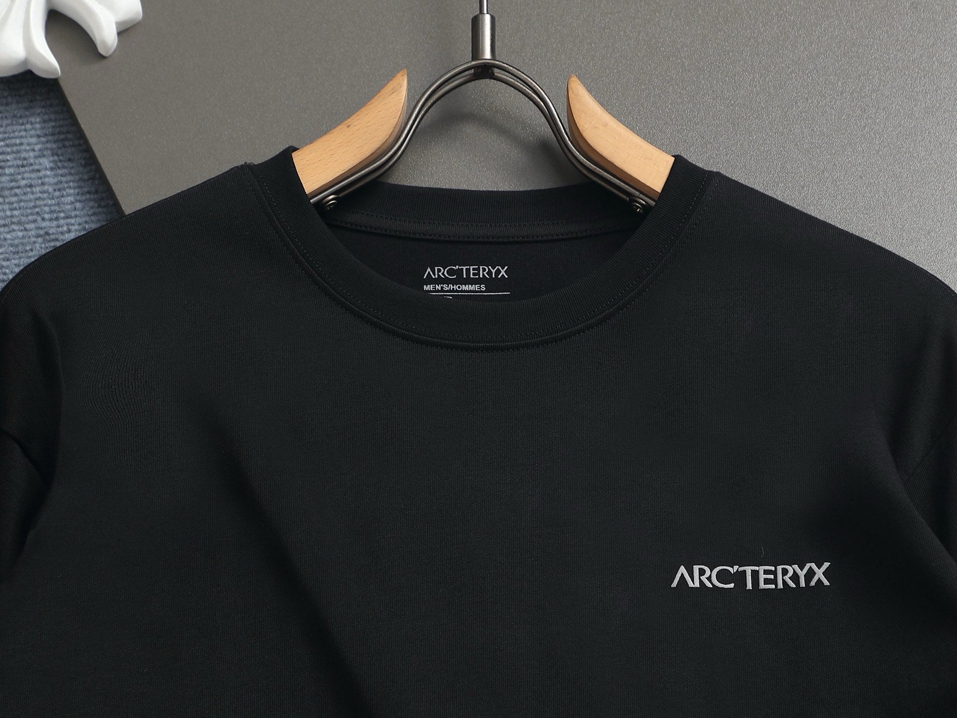 LuxluxHouse Best Quality Clothes T-shirt Arcteryx
