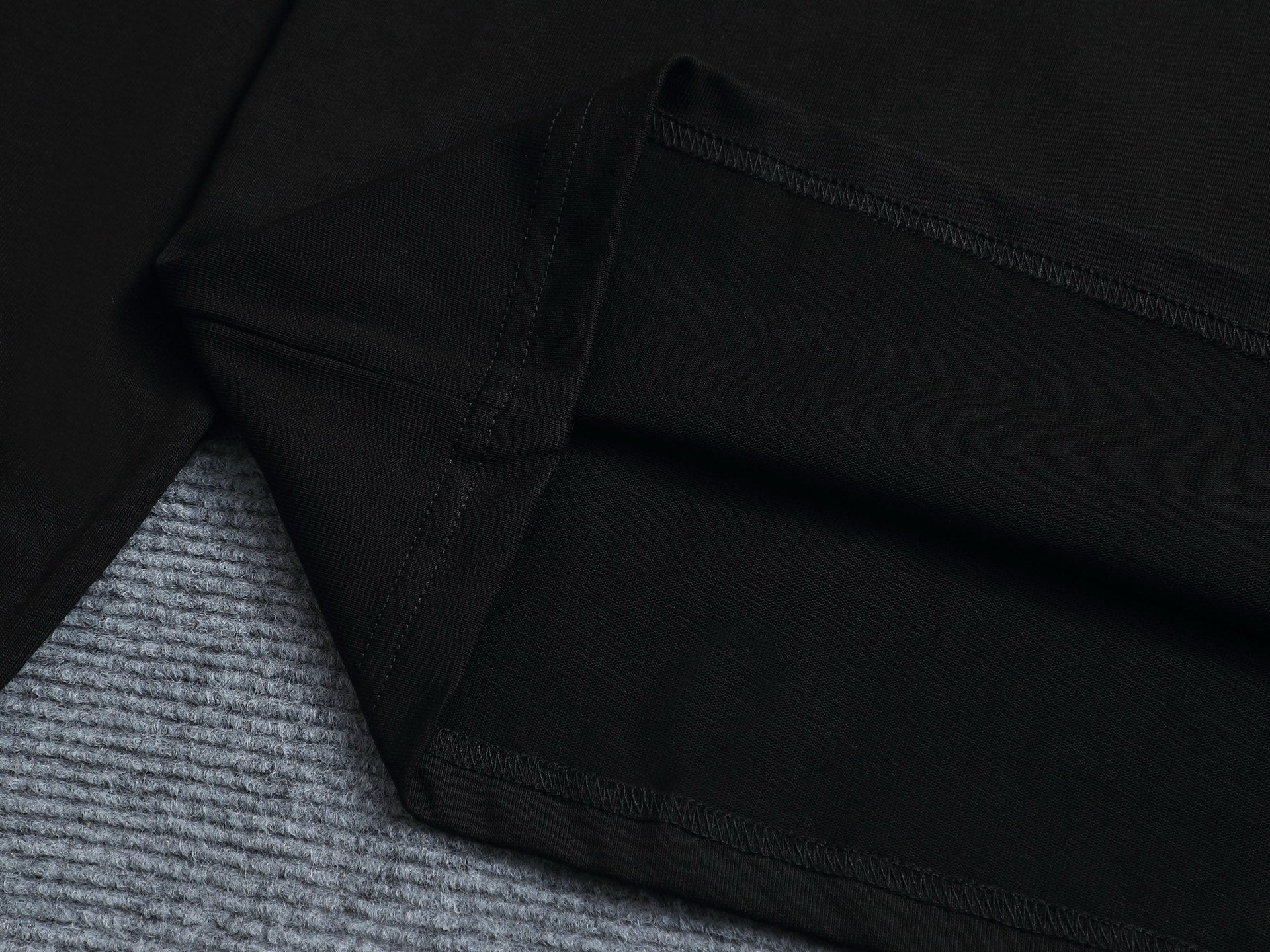 LuxluxHouse Best Quality Clothes T-shirt Arcteryx