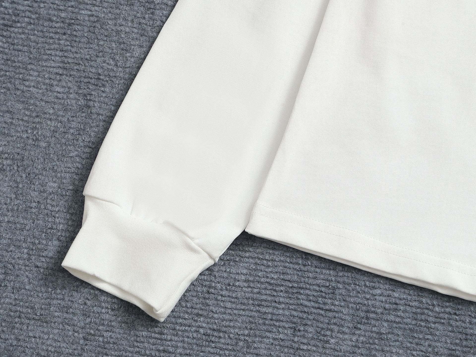 LuxluxHouse Best Quality Clothes T-shirt Arcteryx