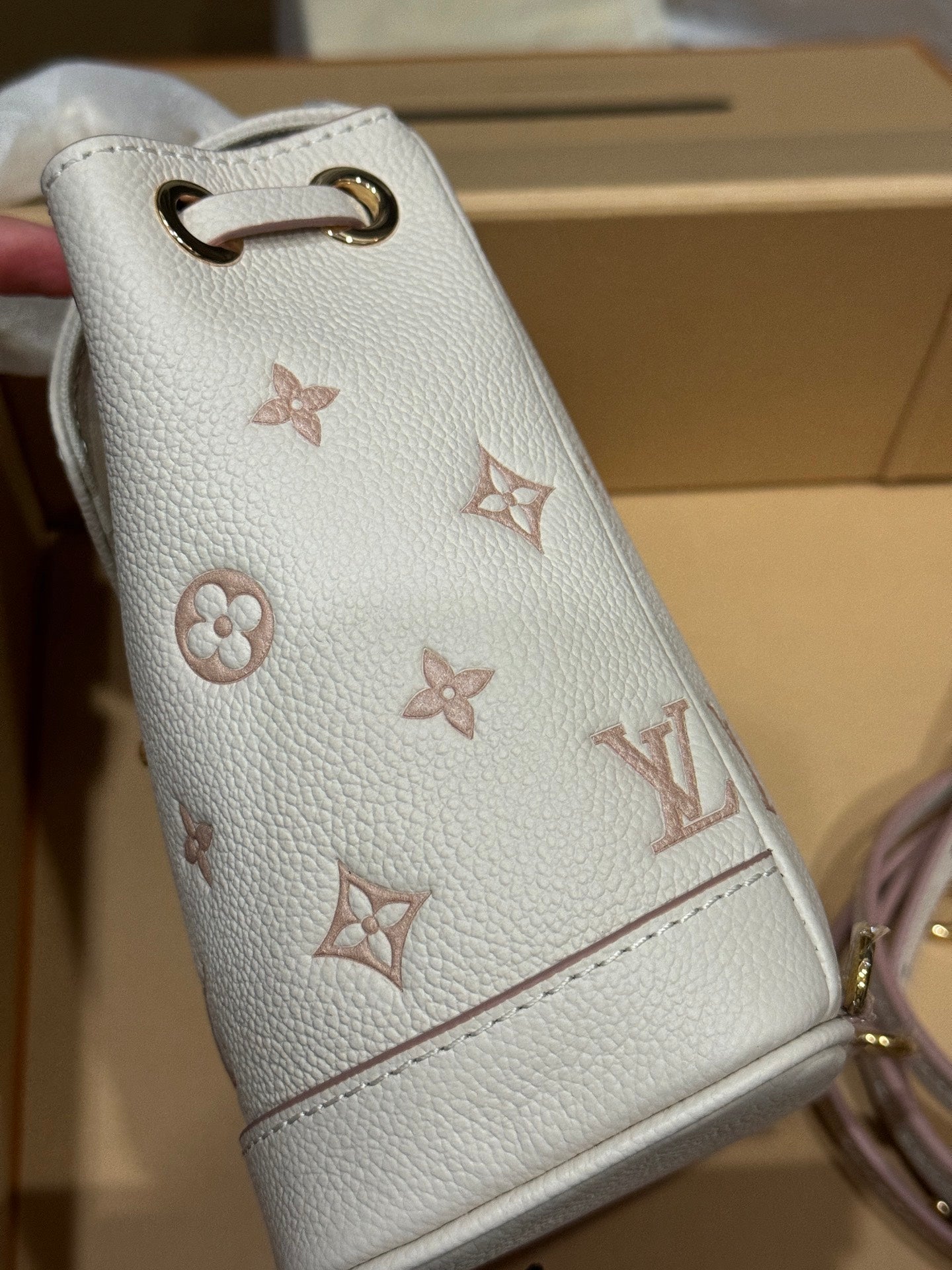 LuxluxHouse Best Quality Bags  Louis Vuitton