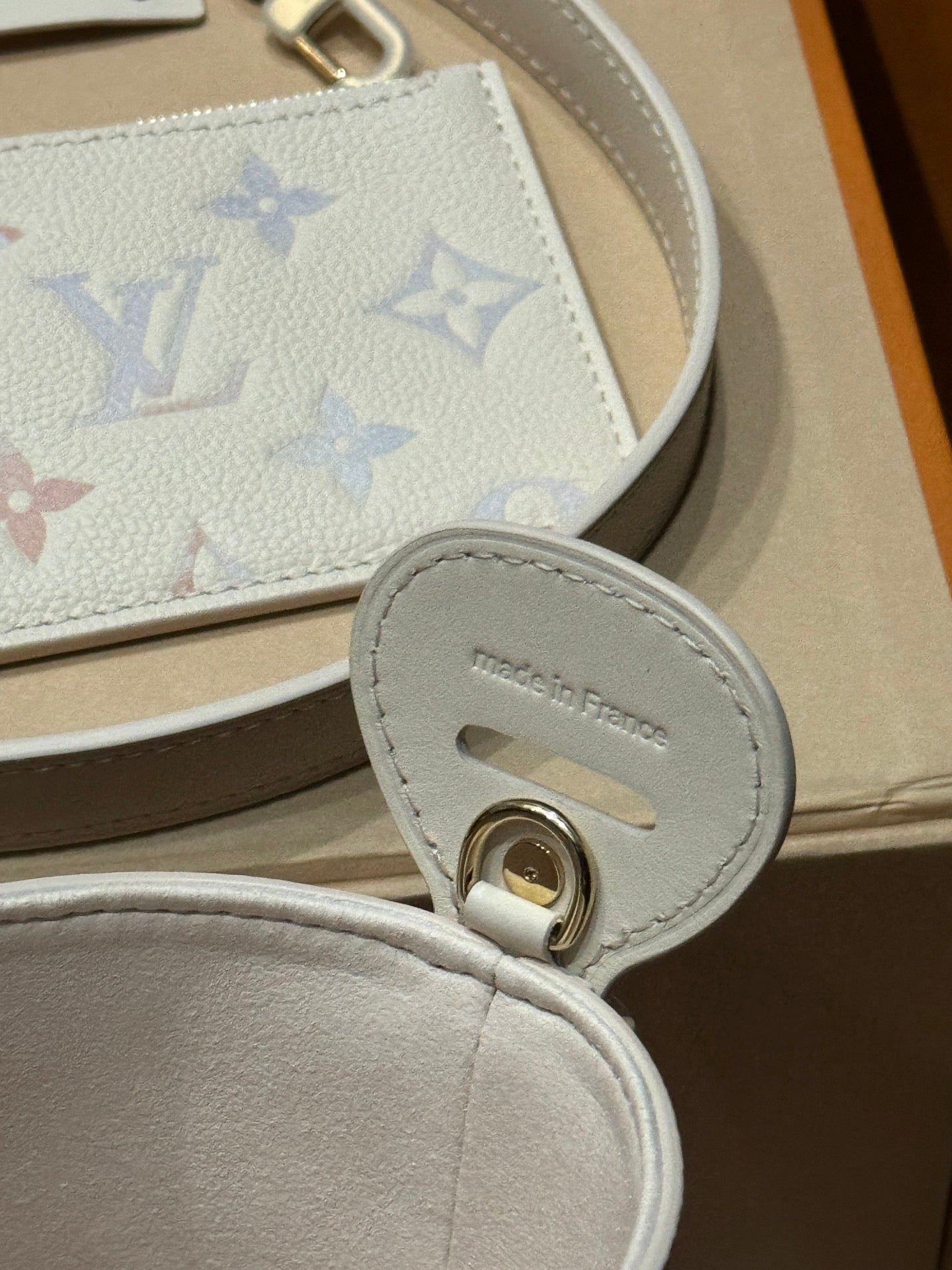 LuxluxHouse Best Quality Bags  Louis Vuitton