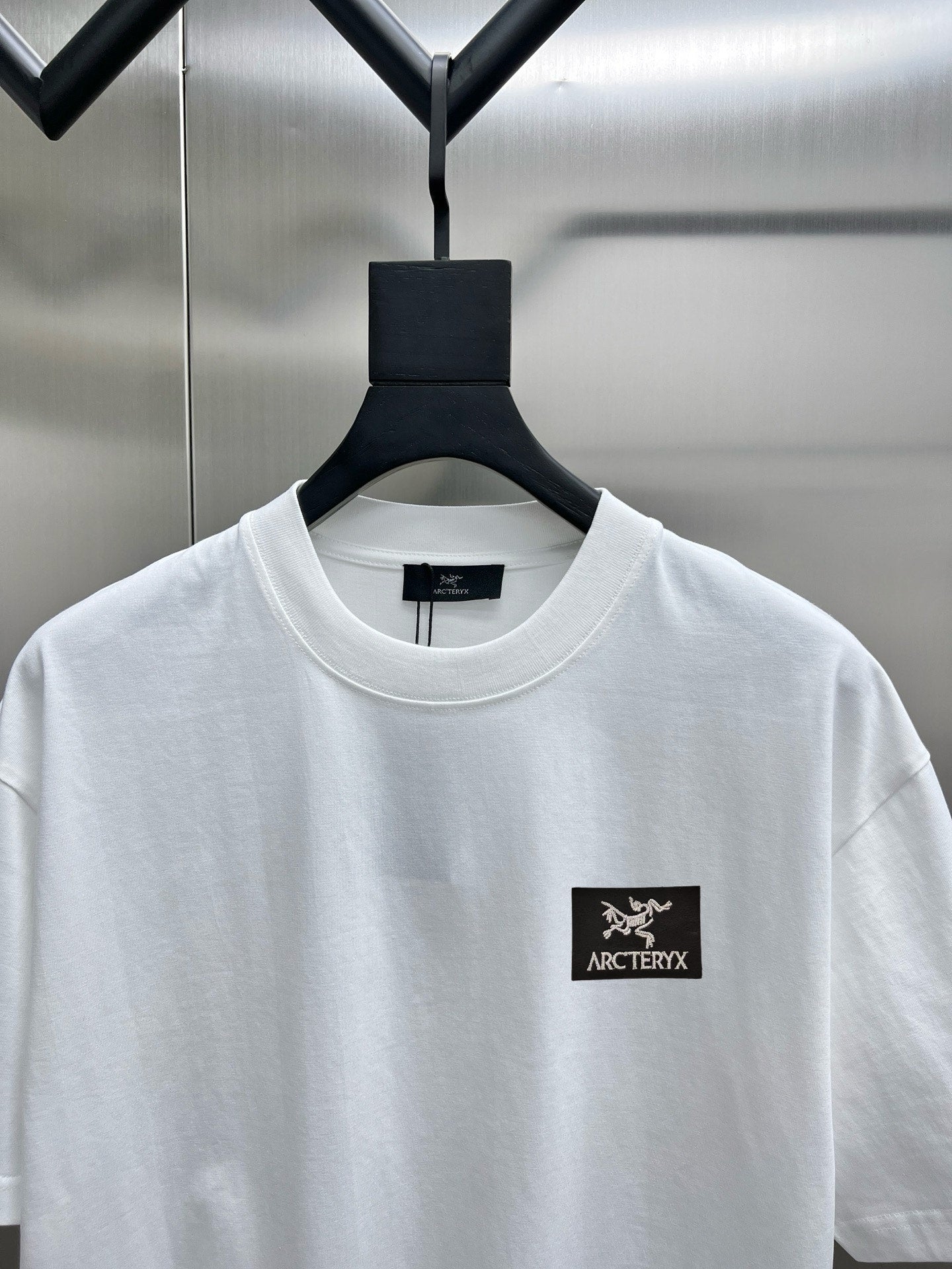LuxluxHouse Best Quality Clothes T-shirt Arcteryx