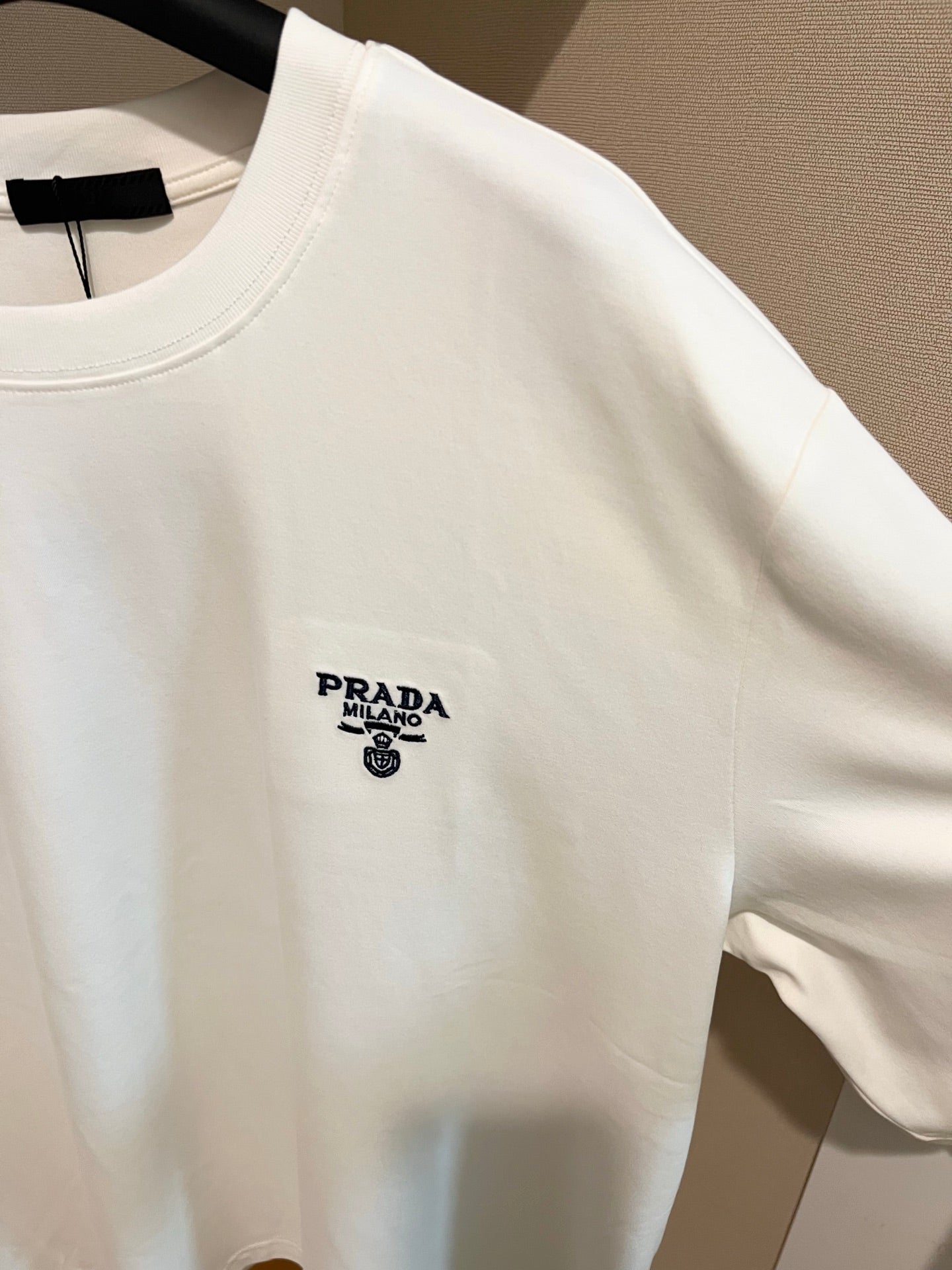 LuxluxHouse Best Quality Clothes T-shirt Prada