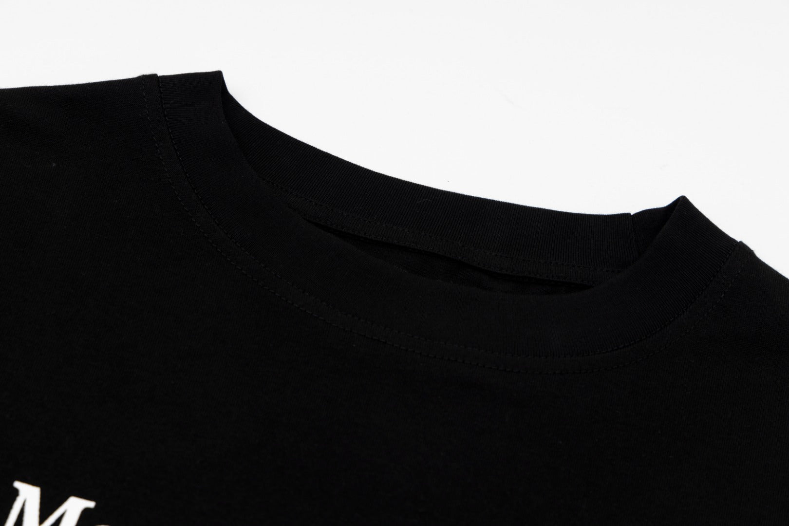 LuxluxHouse Best Quality Clothes T-shirt Chanel & Maison Margiela