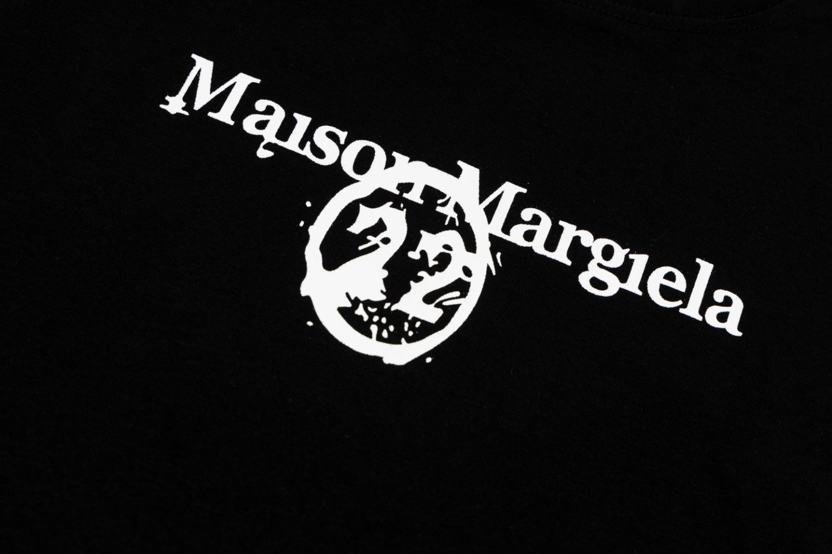 LuxluxHouse Best Quality Clothes T-shirt Chanel & Maison Margiela
