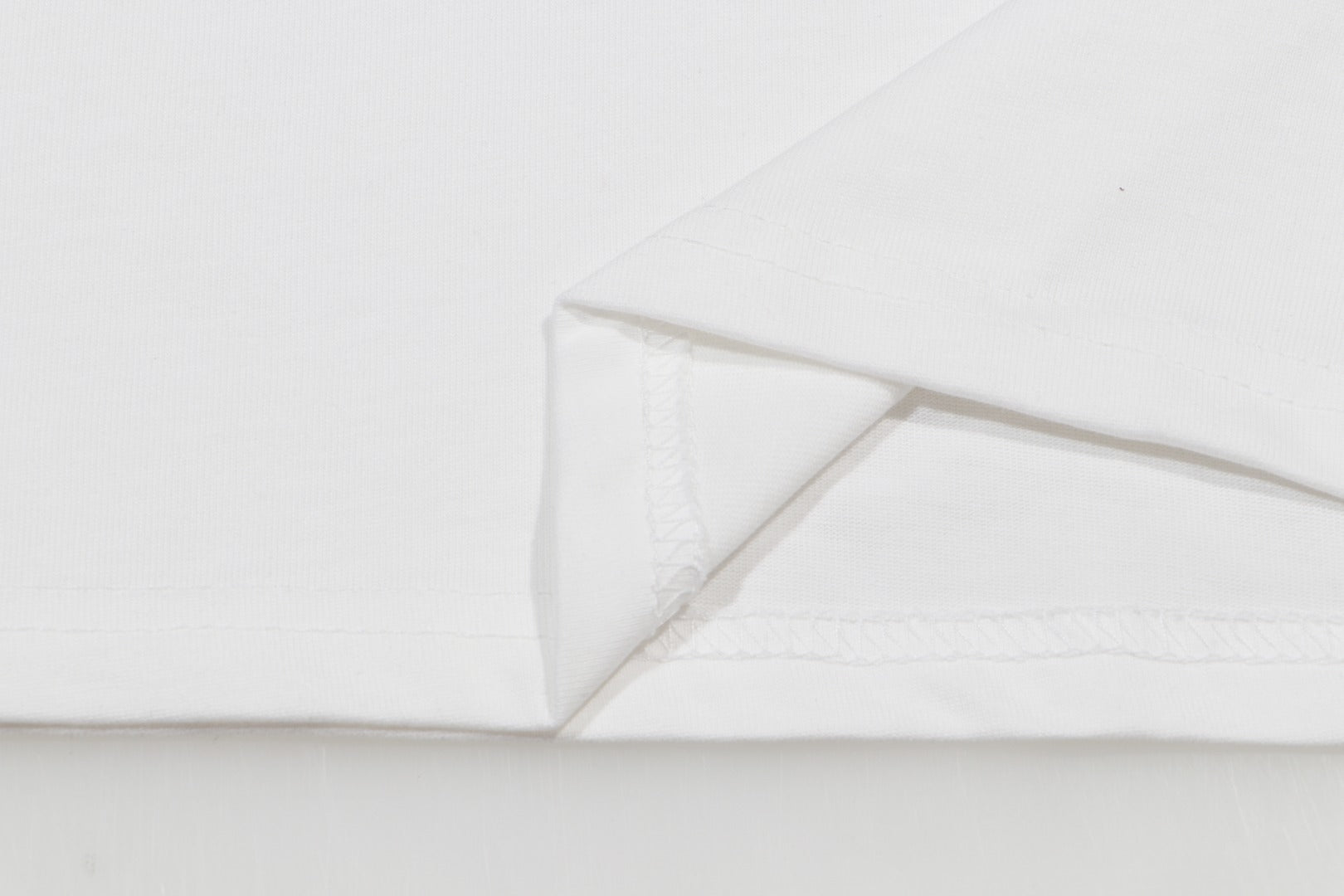 LuxluxHouse Best Quality Clothes T-shirt Chanel & Maison Margiela