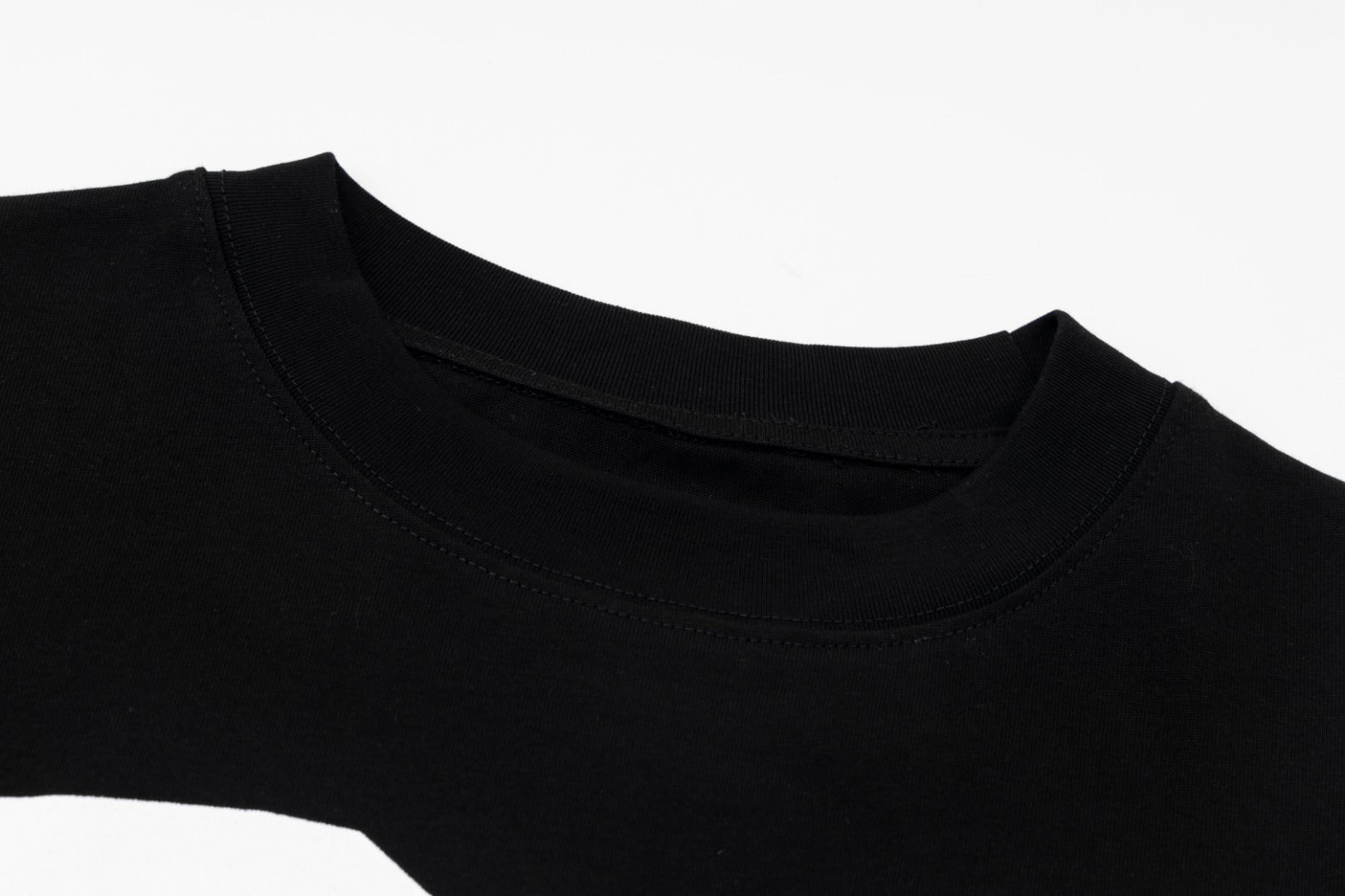 LuxluxHouse Best Quality Clothes T-shirt Chanel & Maison Margiela