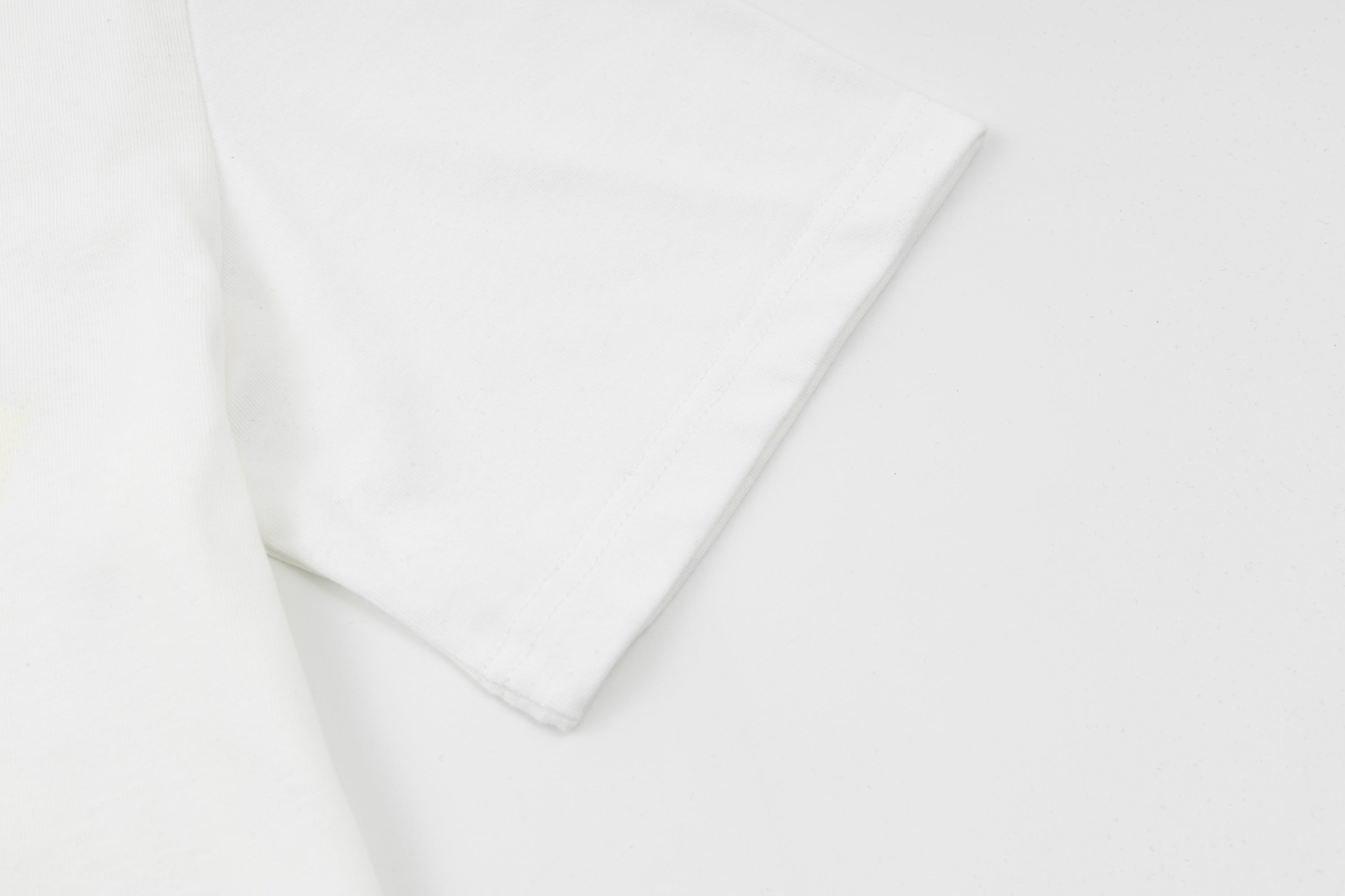LuxluxHouse Best Quality Clothes T-shirt Chanel & Maison Margiela