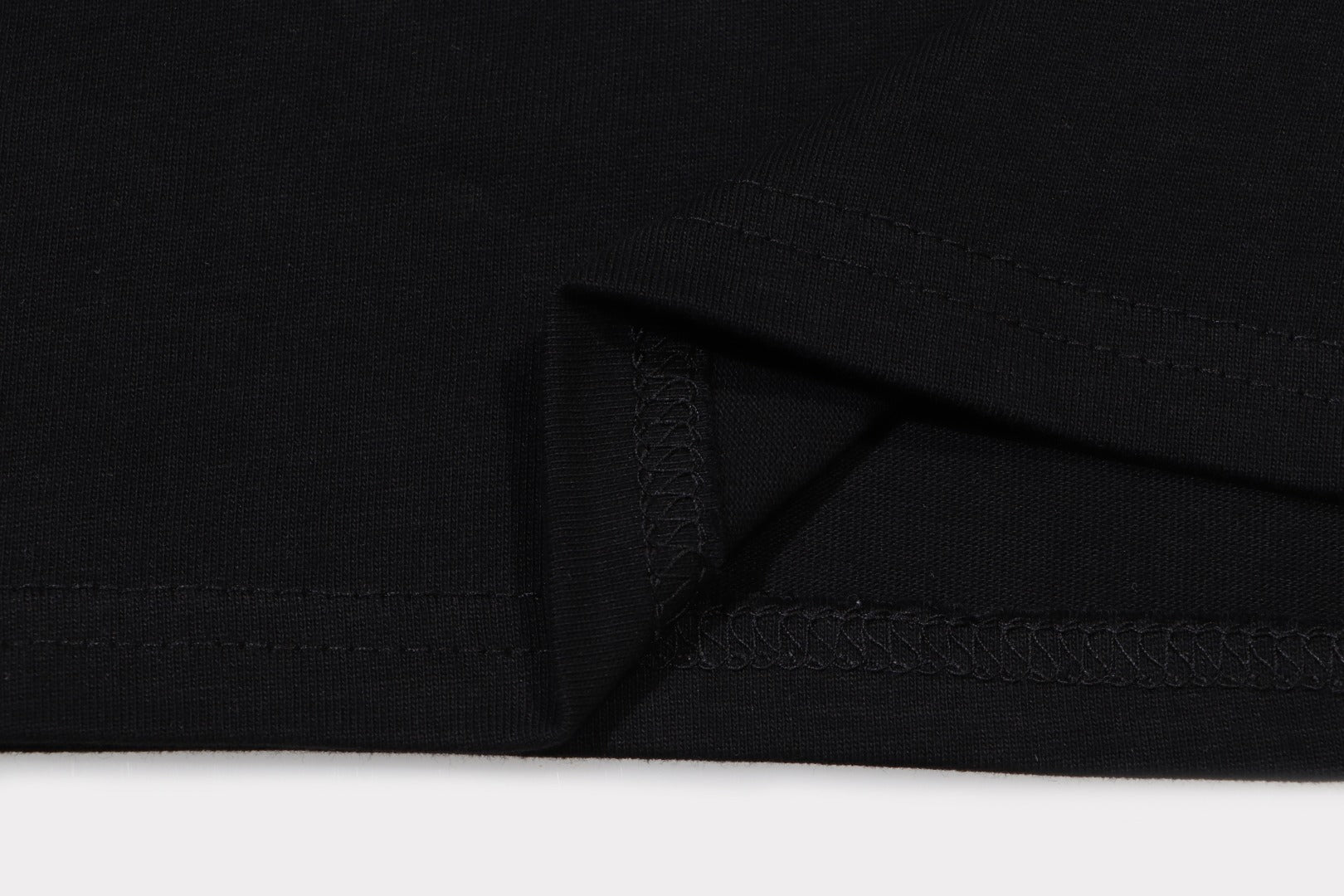 LuxluxHouse Best Quality Clothes T-shirt THUG