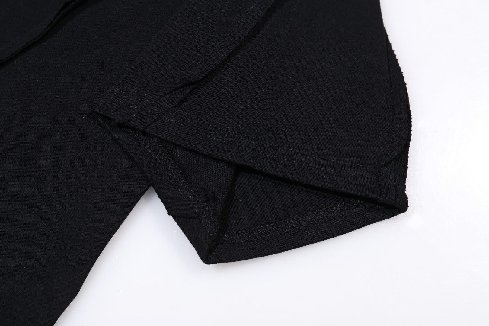 LuxluxHouse Best Quality Clothes T-shirt THUG